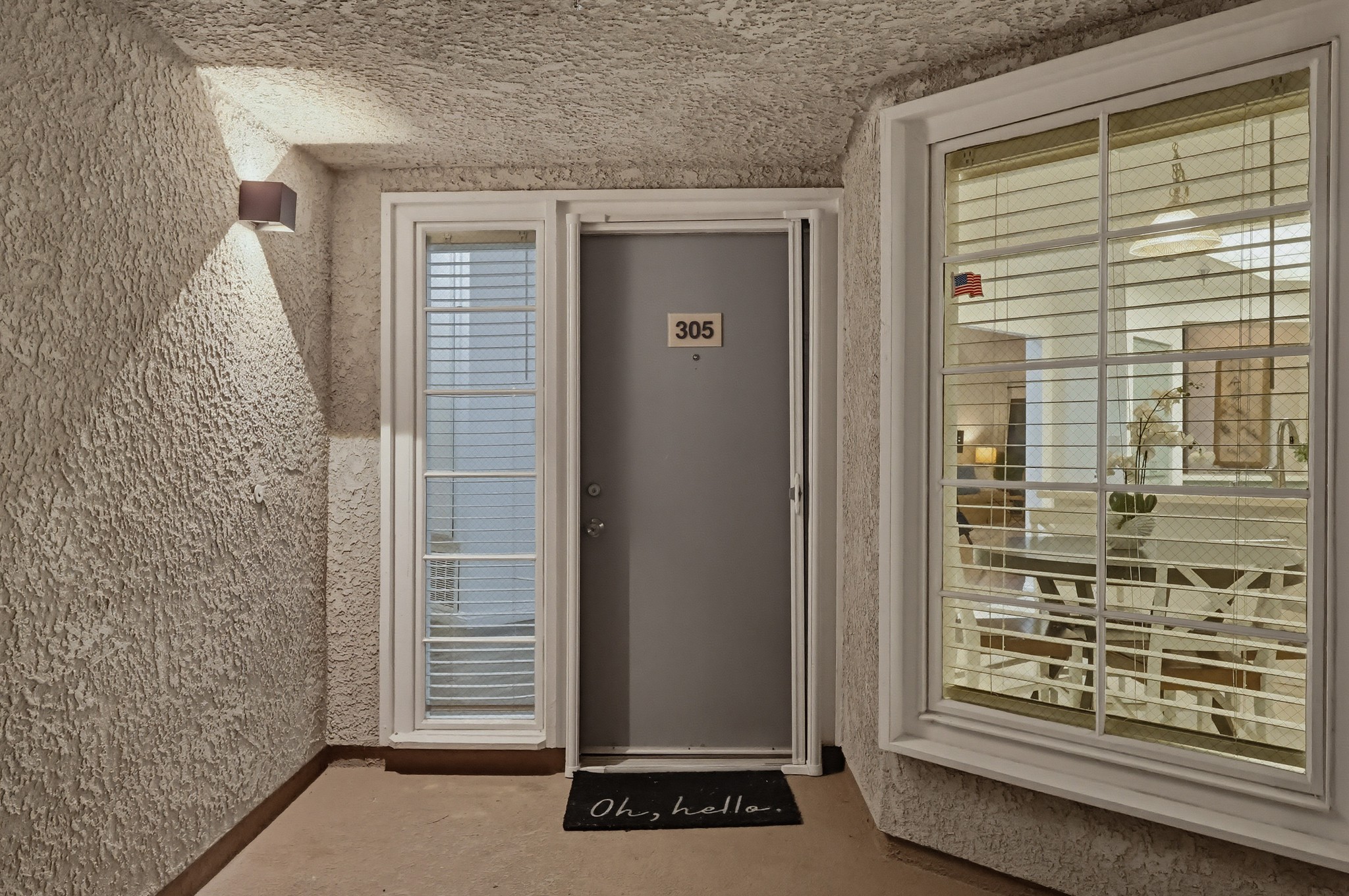 Virtual tour photo 3 of 155 for 1450 Brett Pl UNIT 305