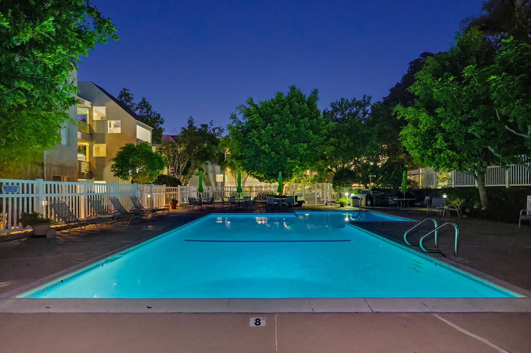 Virtual tour photo 13 of 155 for 1450 Brett Pl UNIT 305