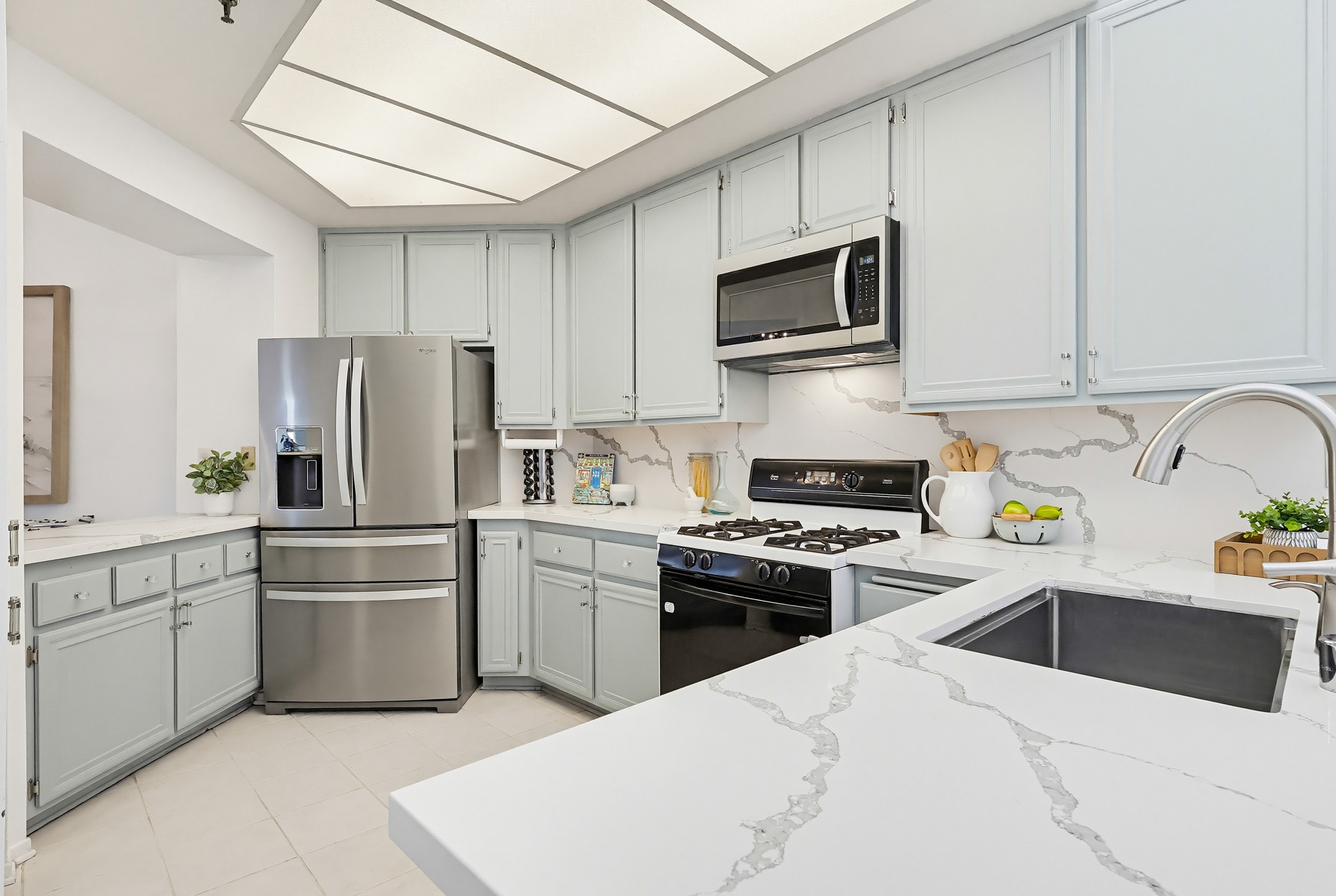 Virtual tour photo 42 of 155 for 1450 Brett Pl UNIT 305