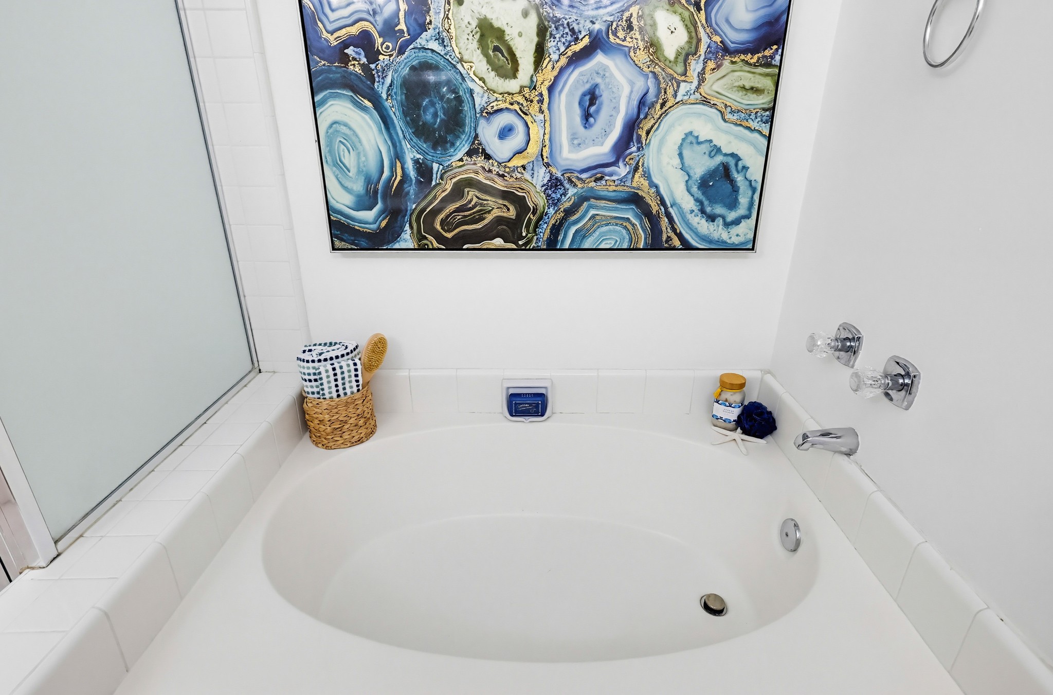 Virtual tour photo 79 of 155 for 1450 Brett Pl UNIT 305