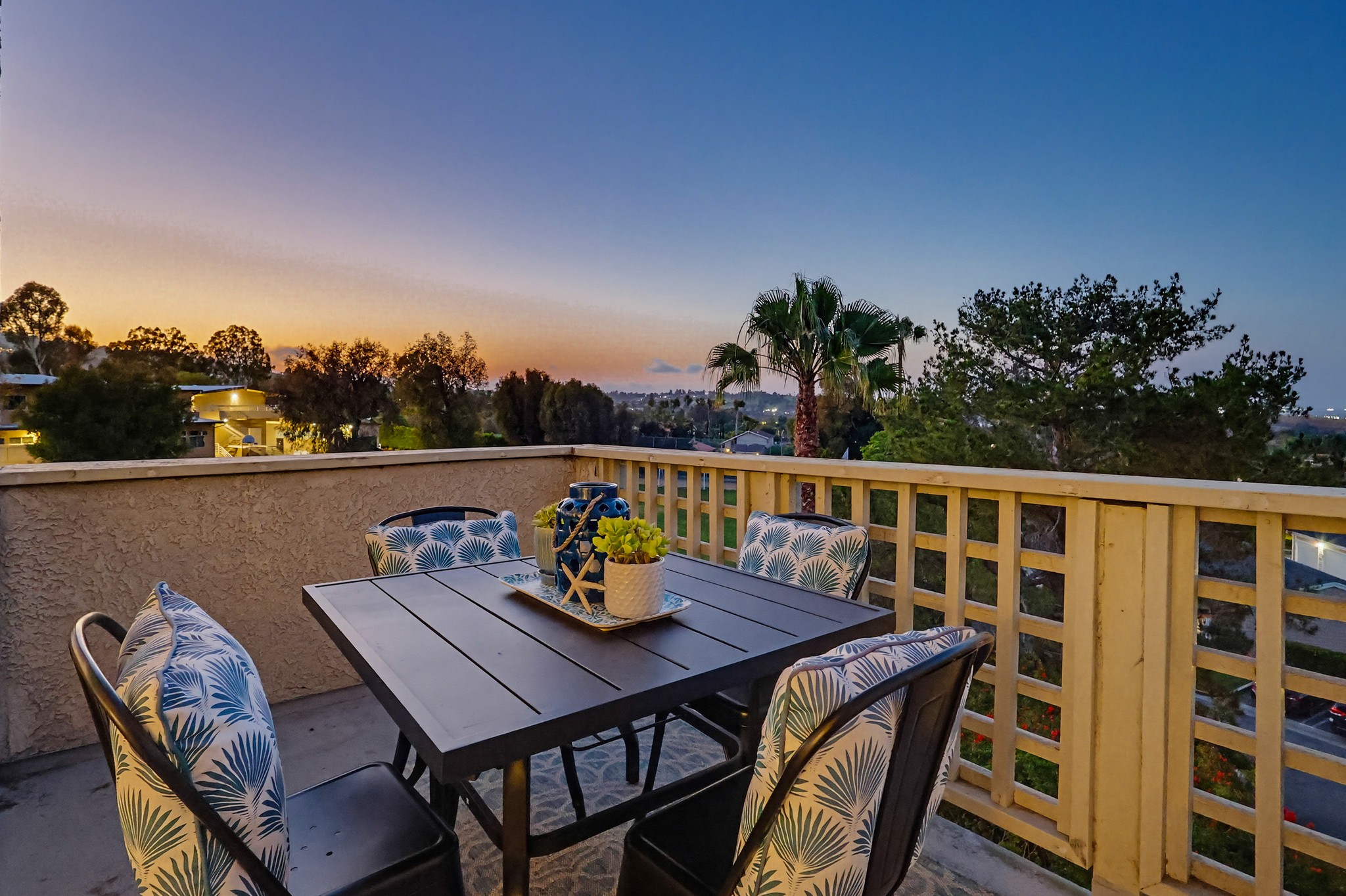 Virtual tour photo 104 of 155 for 1450 Brett Pl UNIT 305