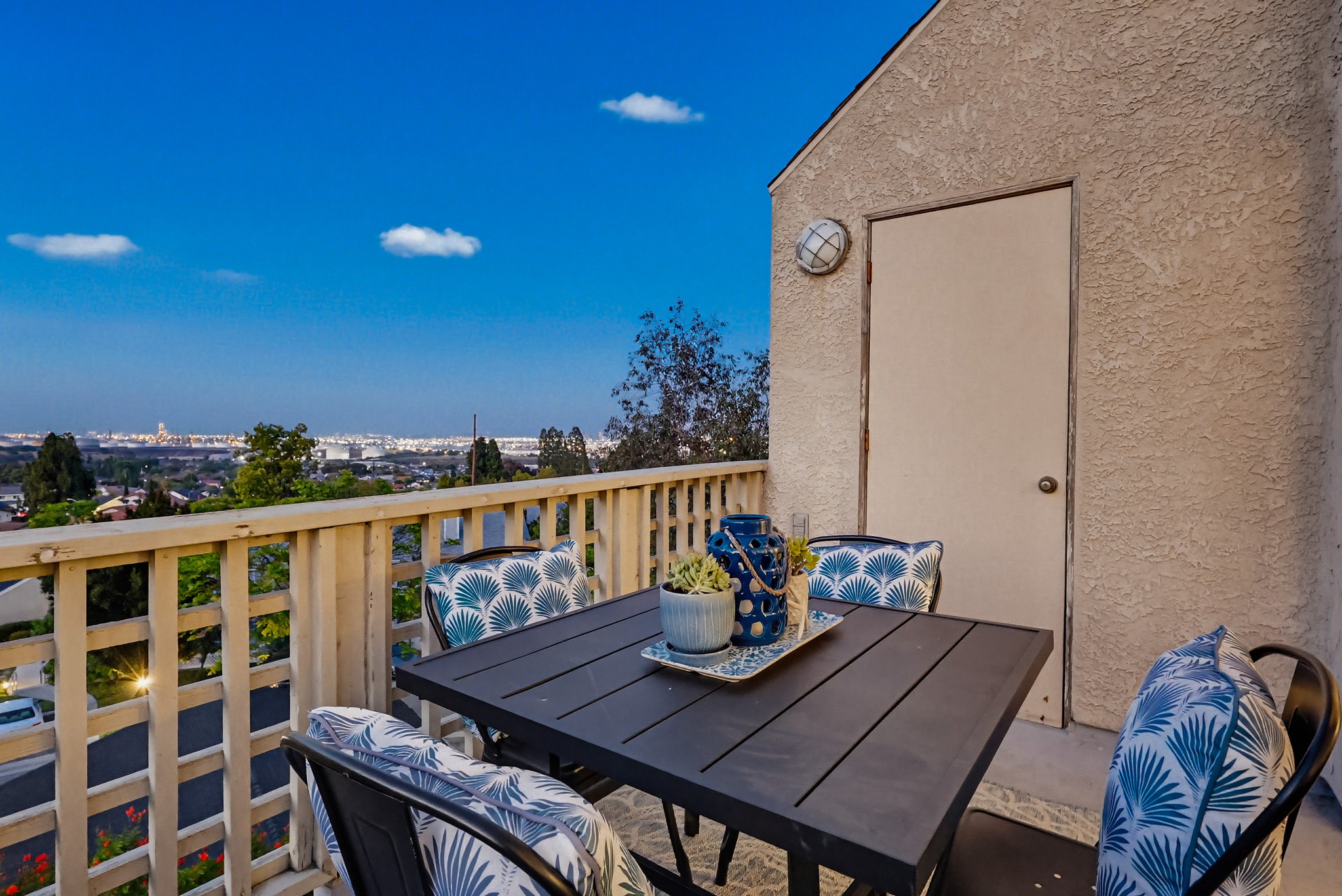 Virtual tour photo 106 of 155 for 1450 Brett Pl UNIT 305