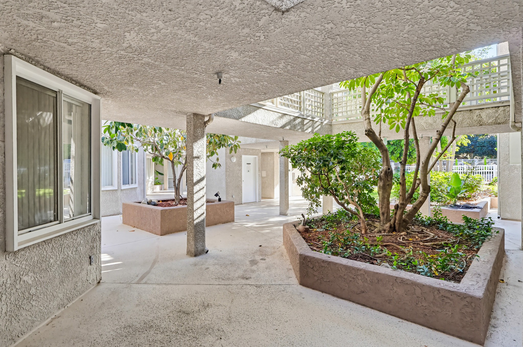Virtual tour photo 131 of 155 for 1450 Brett Pl UNIT 305