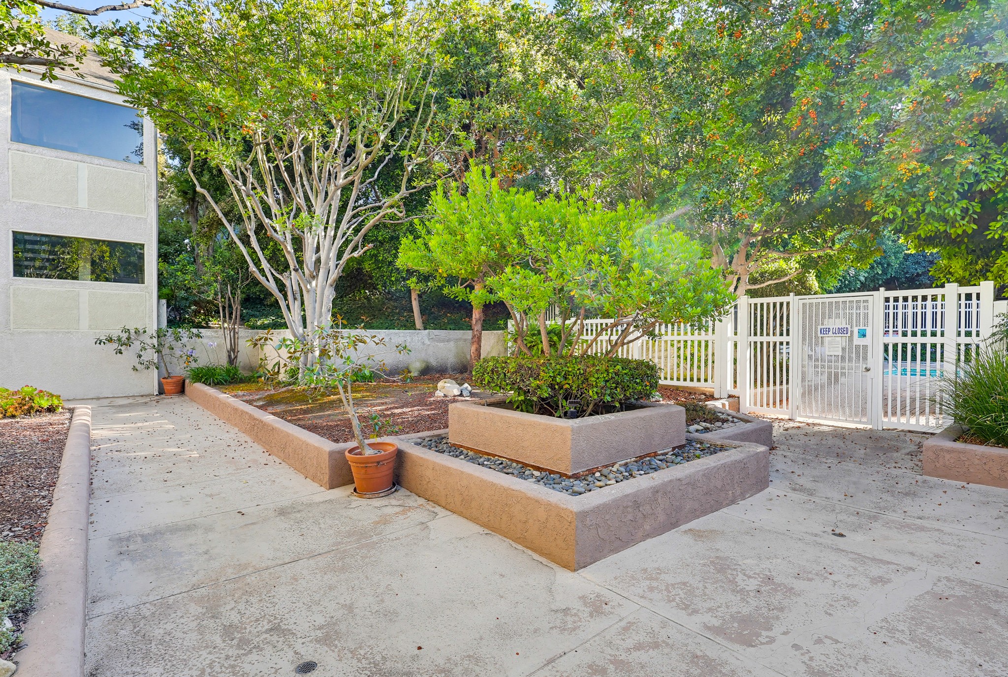 Virtual tour photo 138 of 155 for 1450 Brett Pl UNIT 305