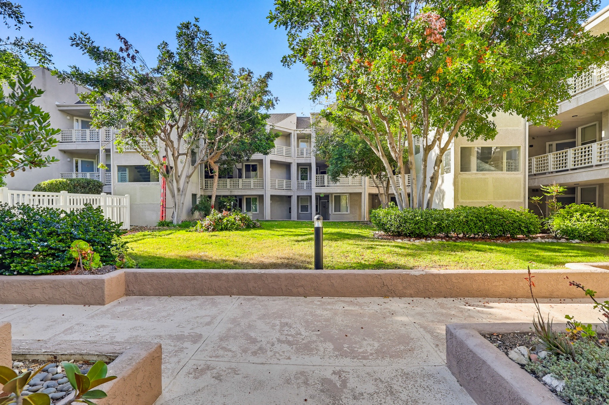 Virtual tour photo 140 of 155 for 1450 Brett Pl UNIT 305