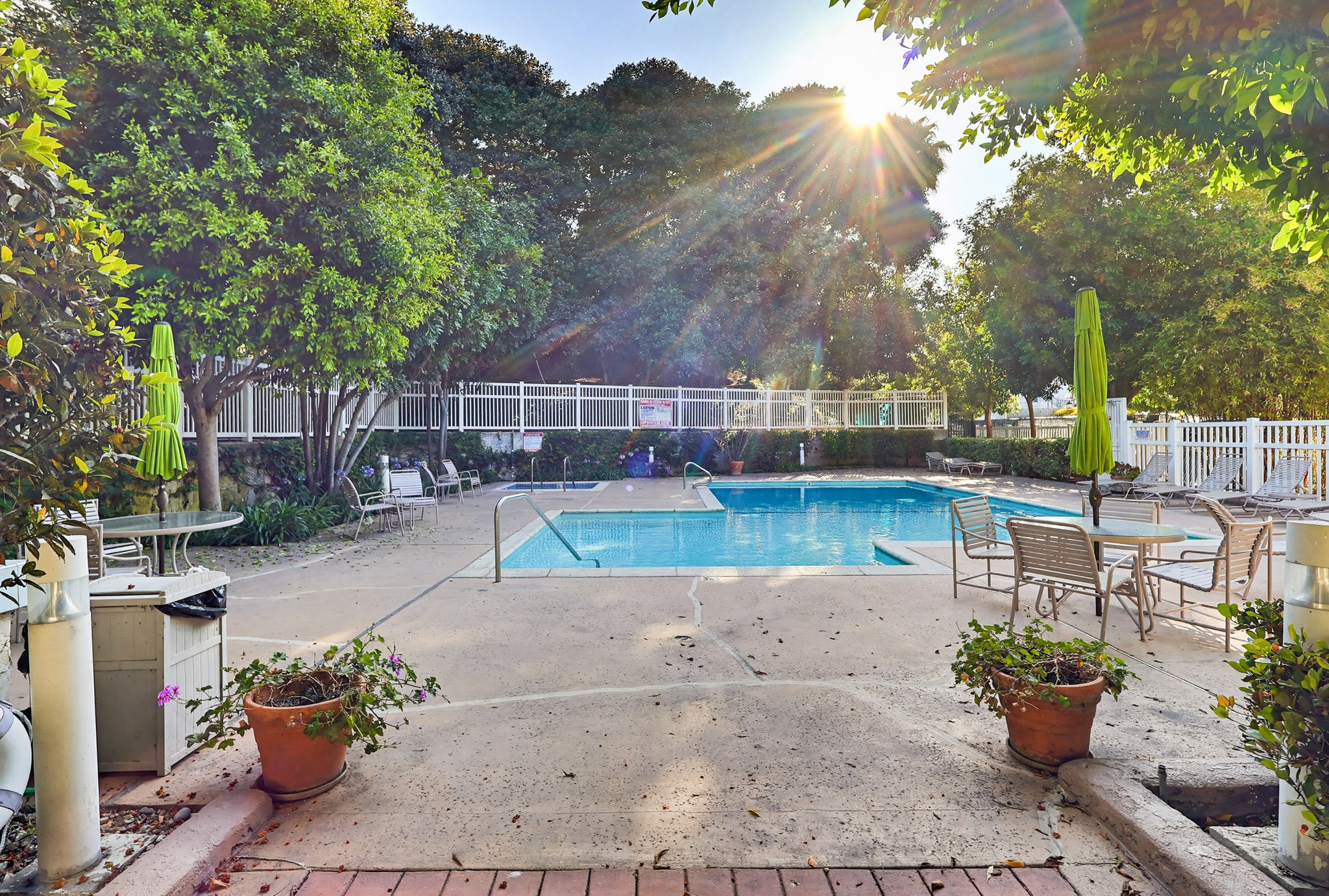 Virtual tour photo 142 of 155 for 1450 Brett Pl UNIT 305