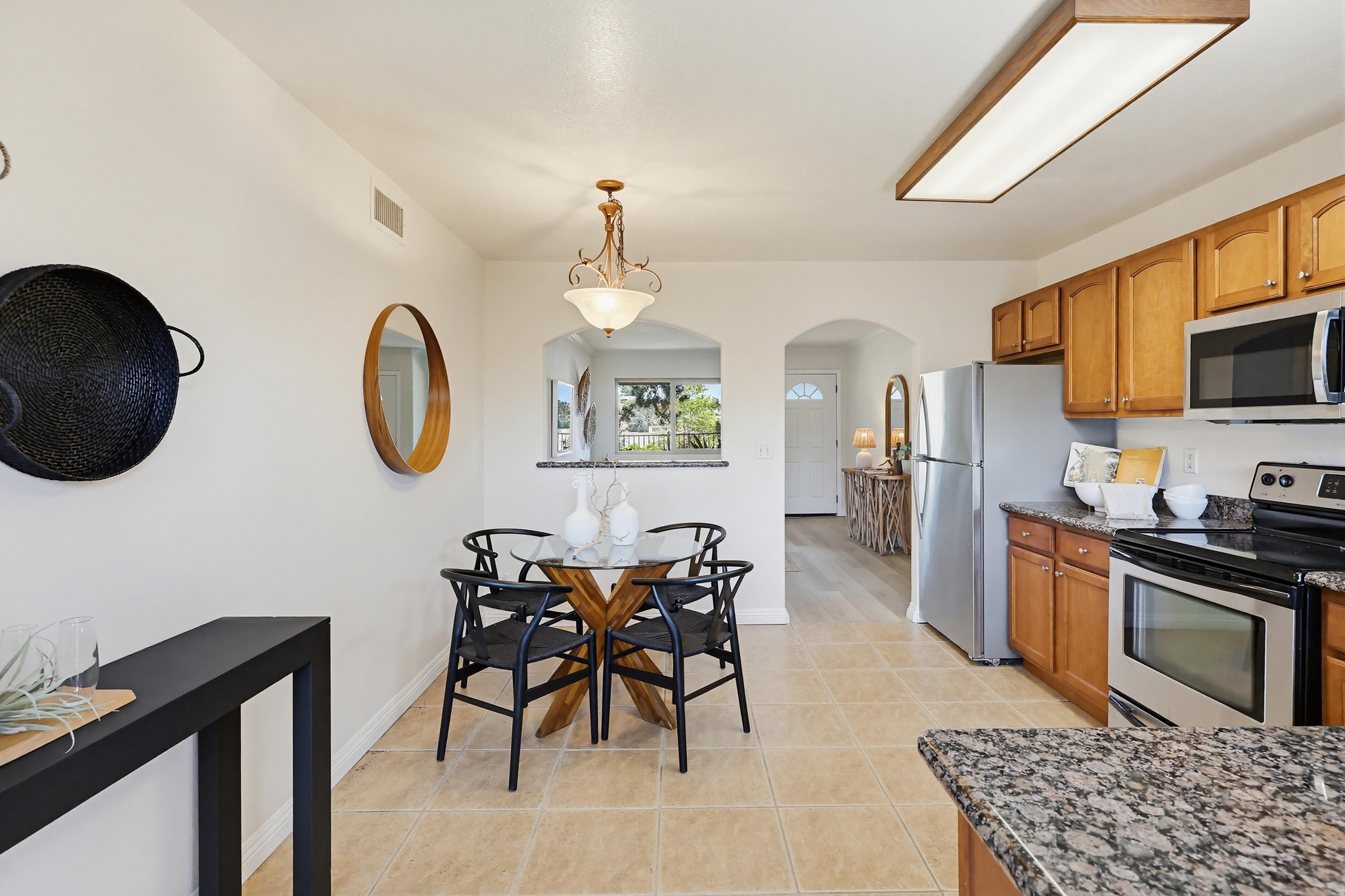 Virtual tour photo 15 of 57 for 1451 N Broadway UNIT A