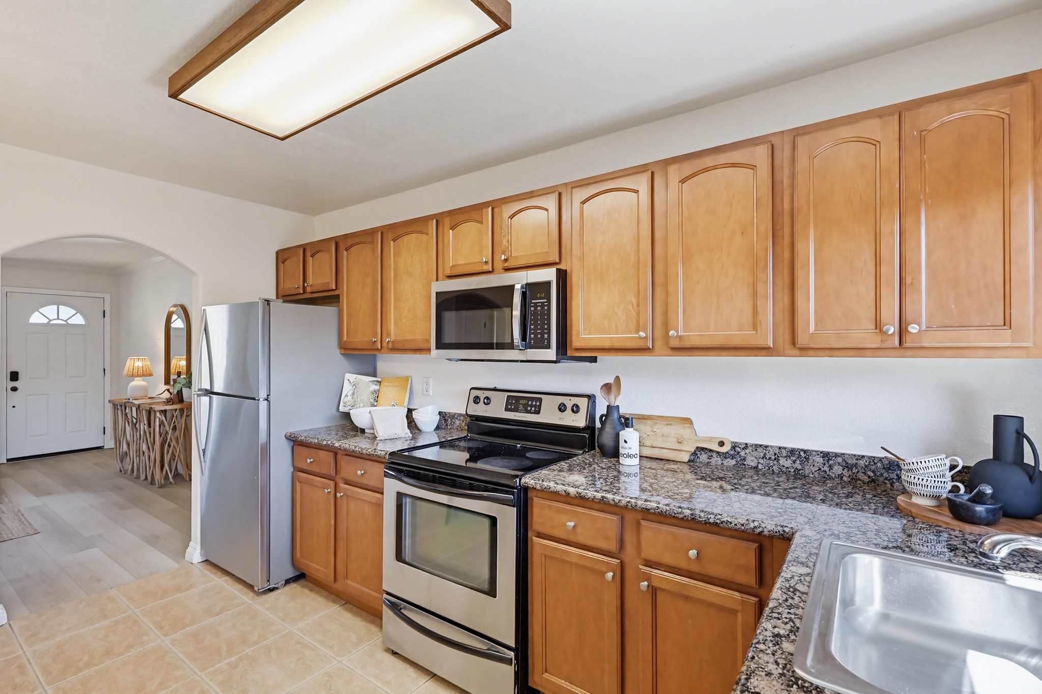 Virtual tour photo 21 of 57 for 1451 N Broadway UNIT A