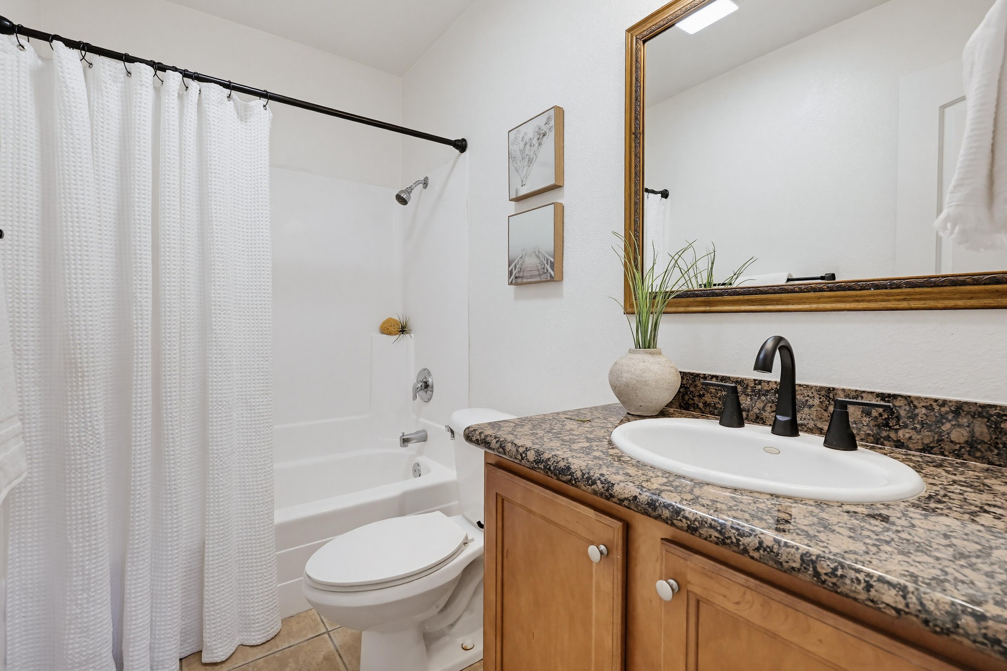 Virtual tour photo 29 of 57 for 1451 N Broadway UNIT A