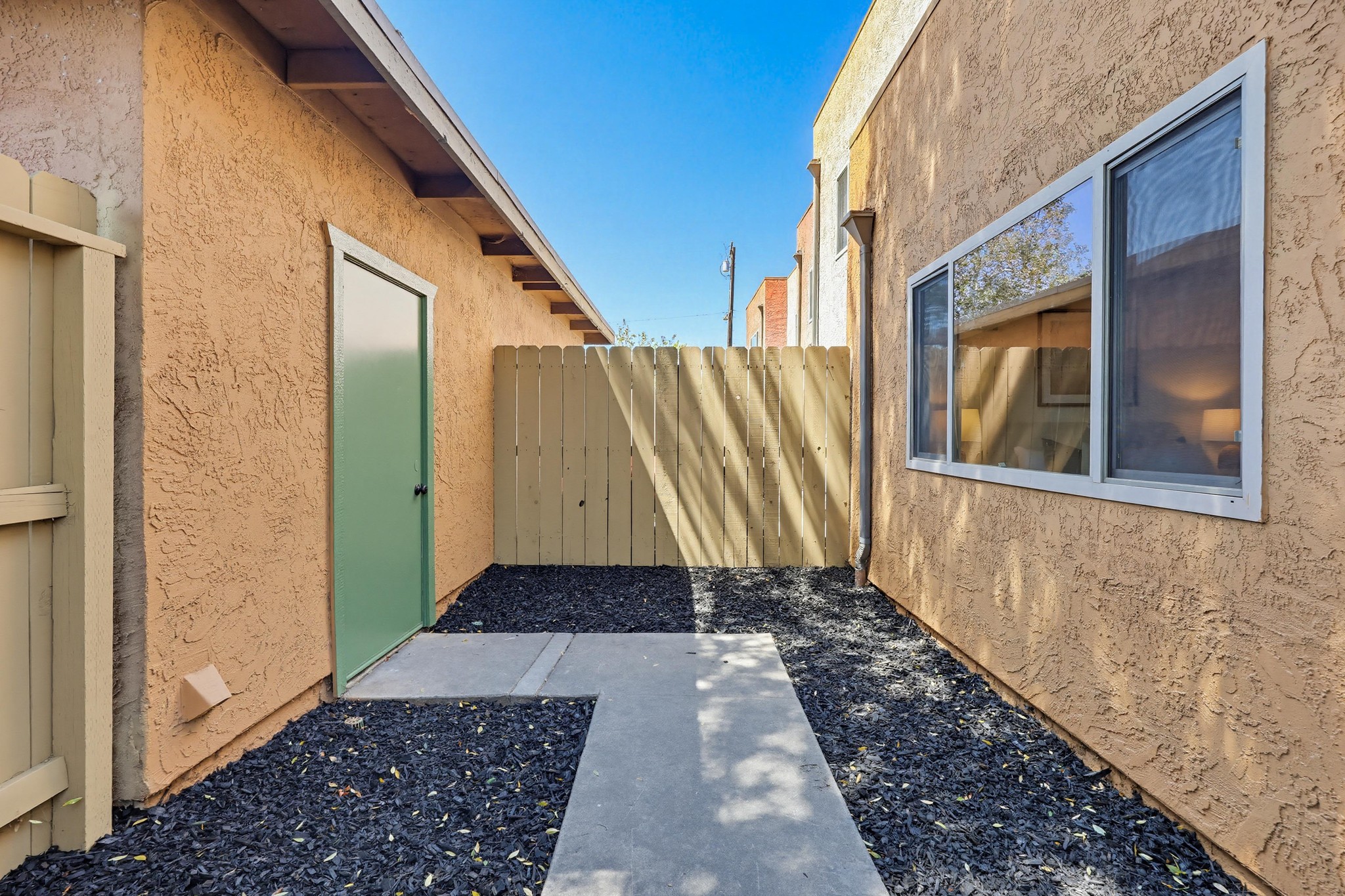 Virtual tour photo 40 of 57 for 1451 N Broadway UNIT A