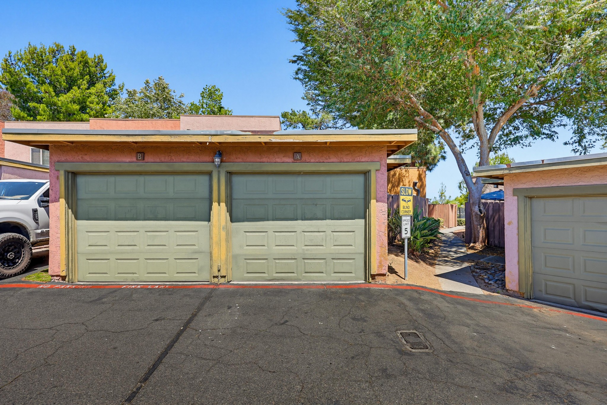 Virtual tour photo 47 of 57 for 1451 N Broadway UNIT A