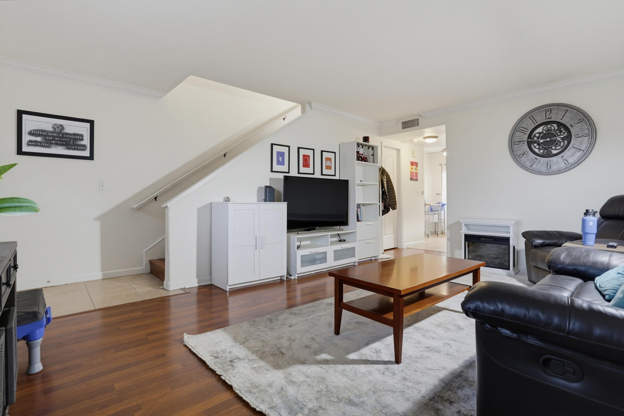 Virtual tour photo 6 of 36 for 1451 N Broadway Unit B