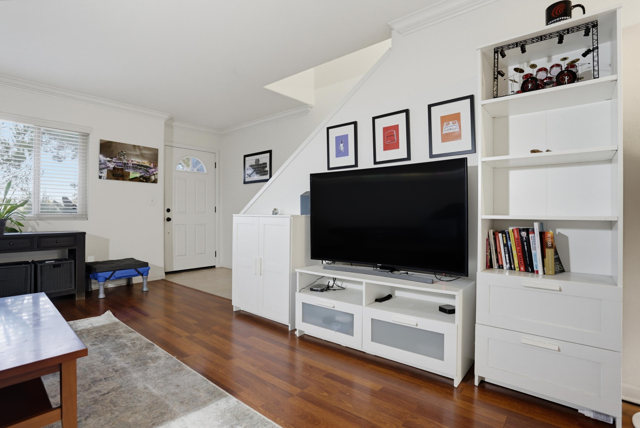 Virtual tour photo 8 of 36 for 1451 N Broadway Unit B