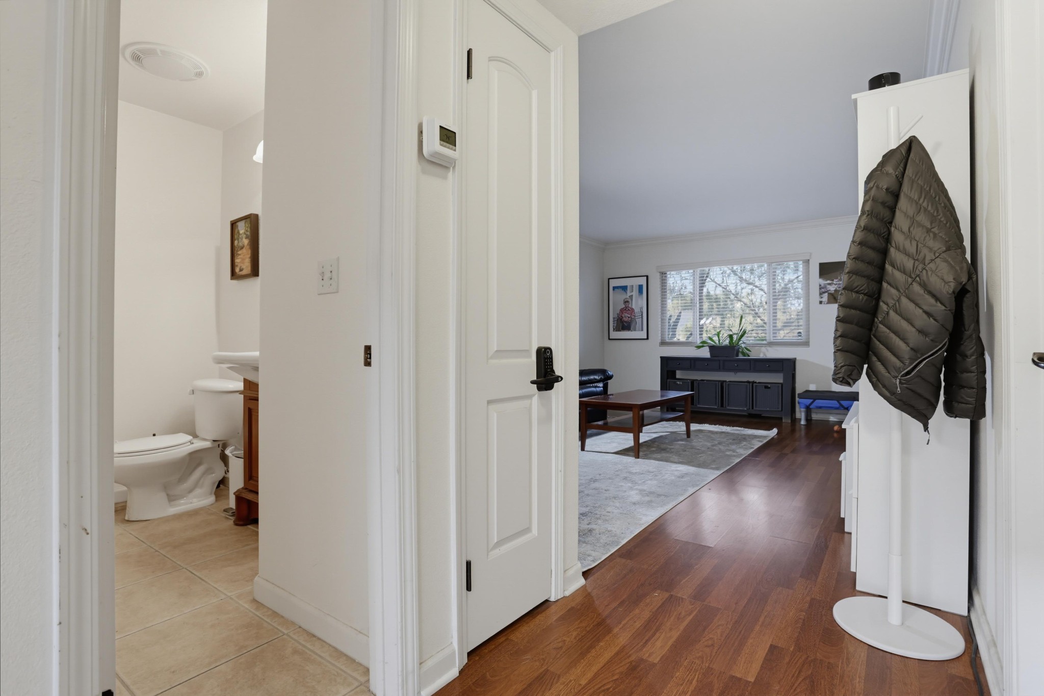 Virtual tour photo 10 of 36 for 1451 N Broadway Unit B