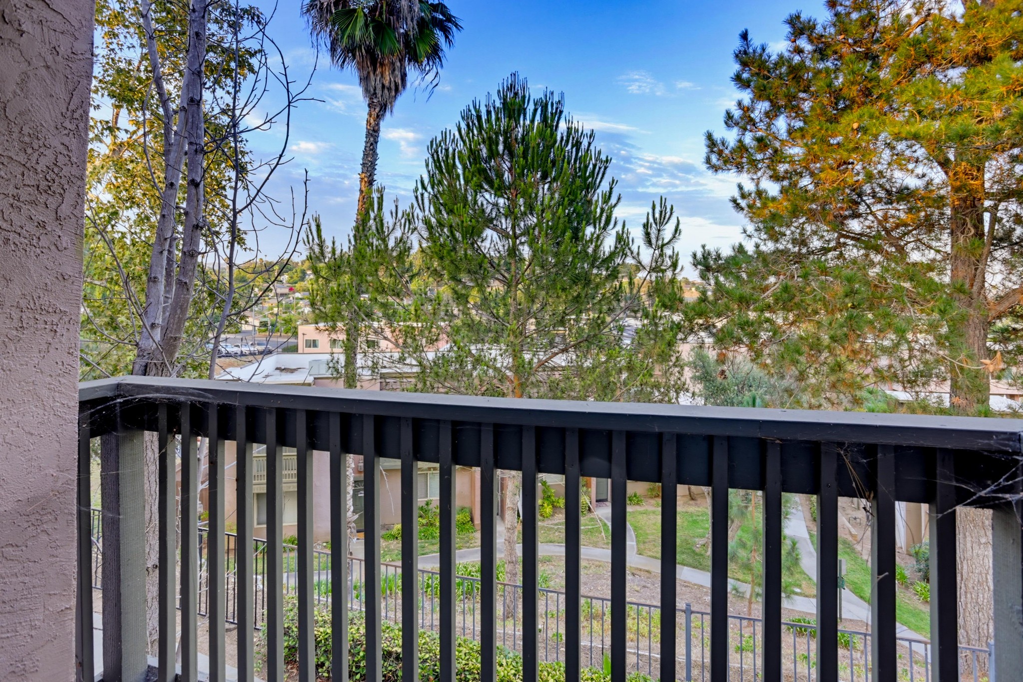 Virtual tour photo 26 of 36 for 1451 N Broadway Unit B