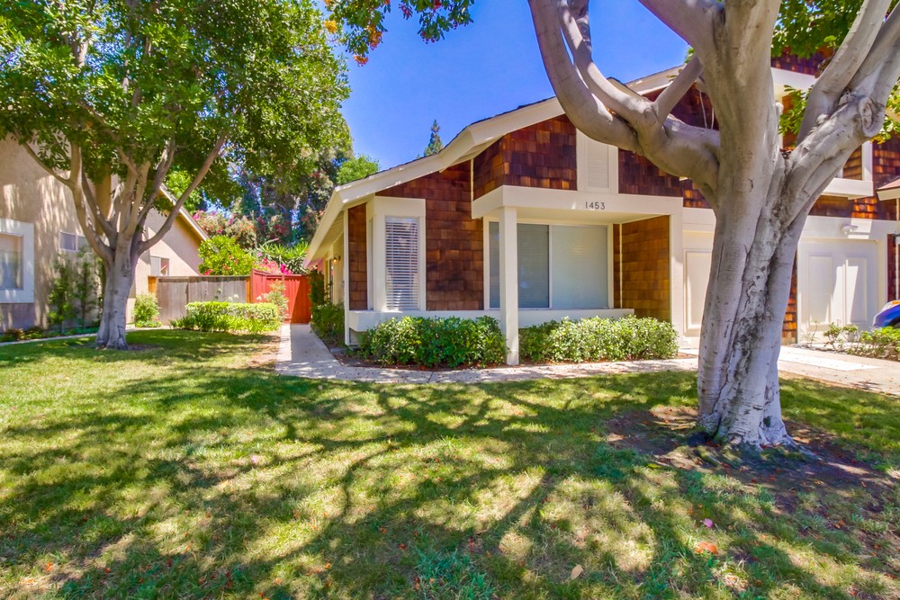 Virtual tour photo 3 of 40 for 1453 Bridgeview Dr