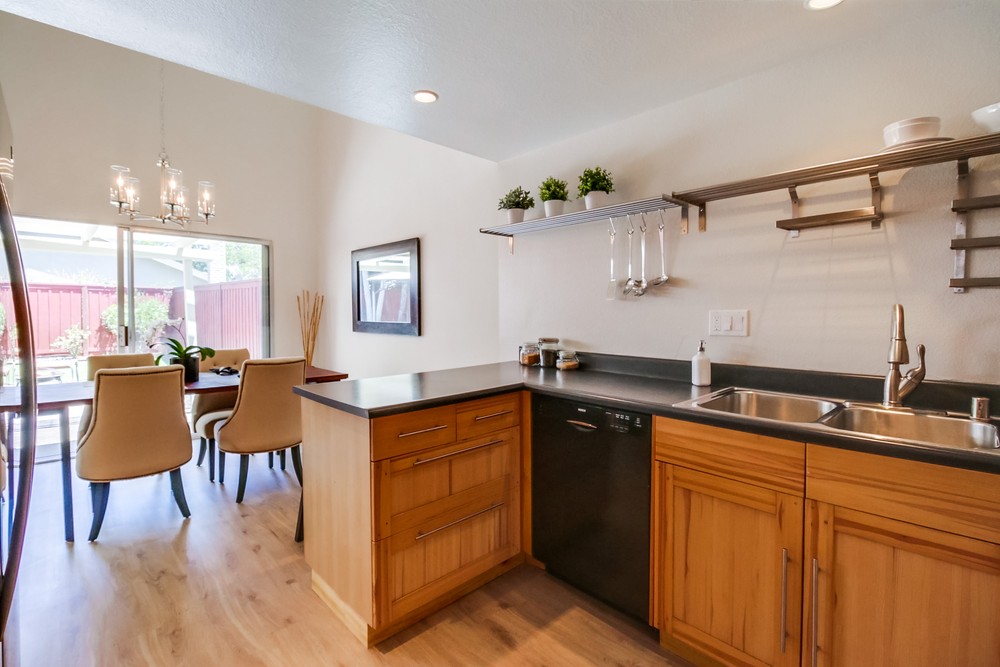 Virtual tour photo 19 of 40 for 1453 Bridgeview Dr
