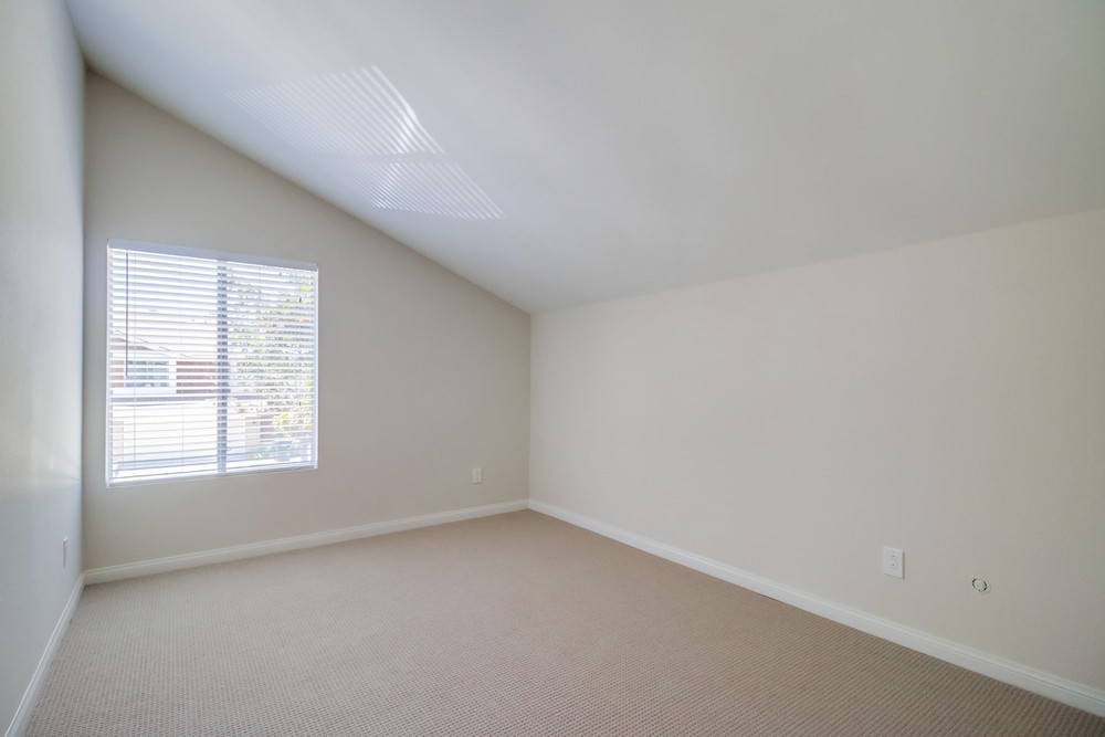 Virtual tour photo 33 of 40 for 1453 Bridgeview Dr