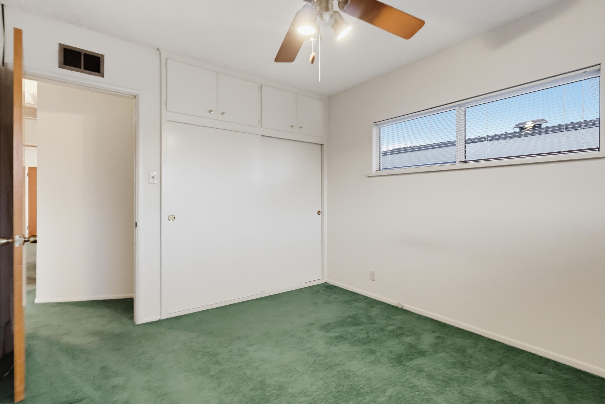 Virtual tour photo 60 of 85 for 14531 Allegan St