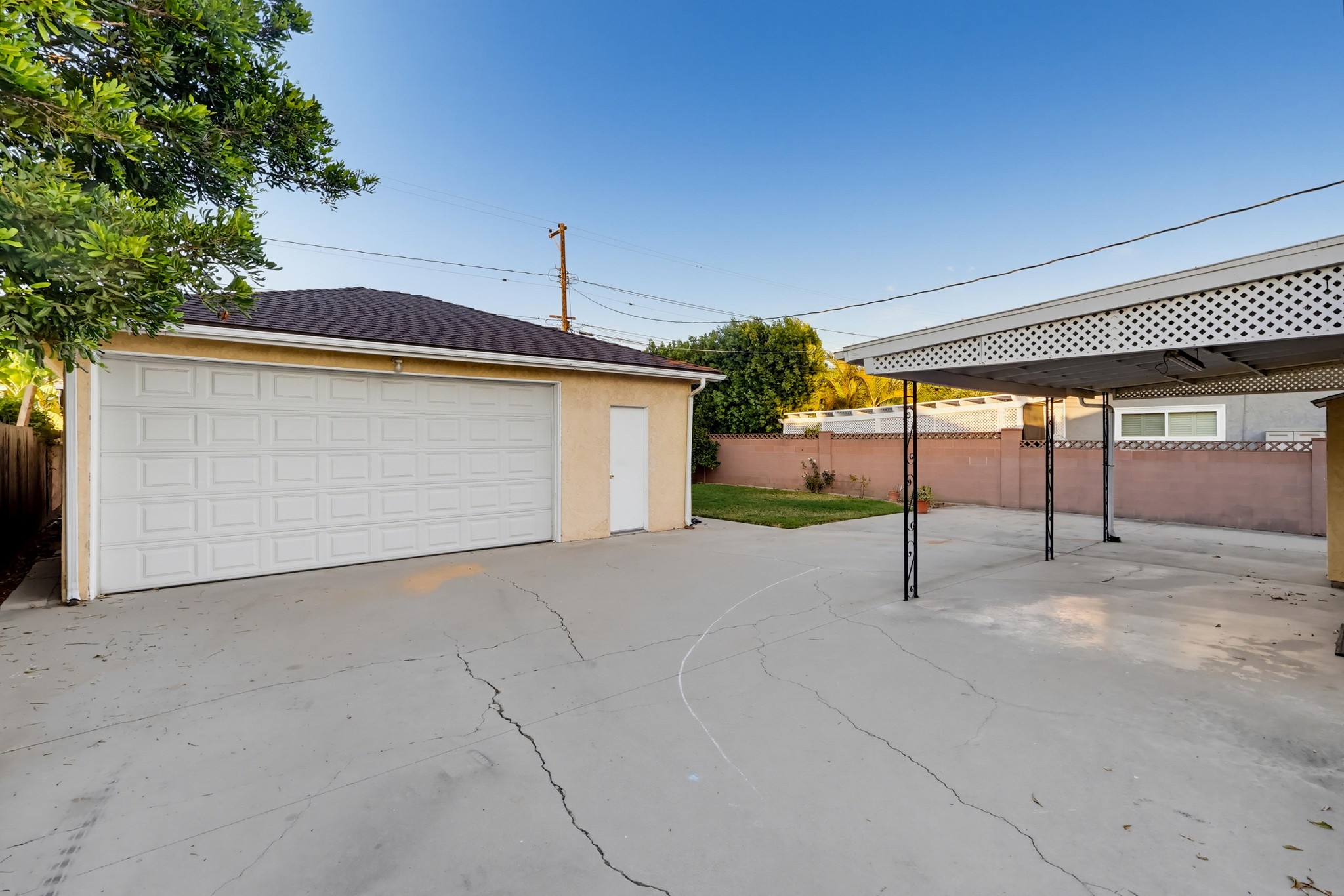 Virtual tour photo 73 of 85 for 14531 Allegan St