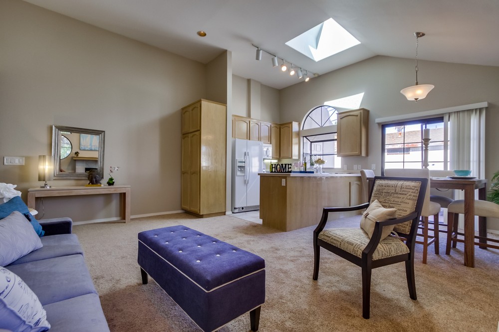 Virtual tour photo 10 of 41 for 1456 Thomas Avenue #4