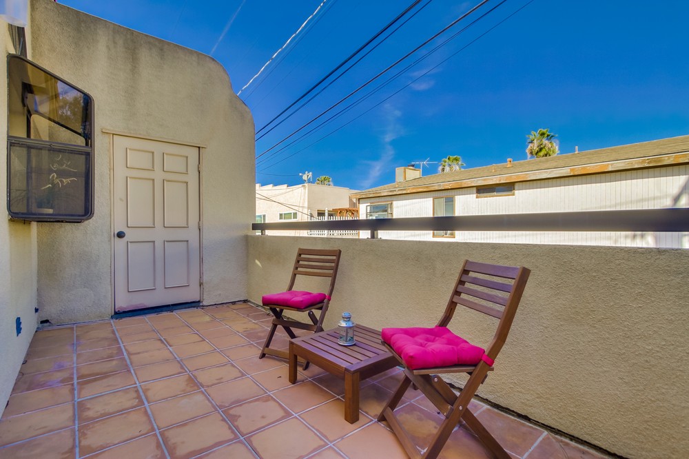 Virtual tour photo 19 of 41 for 1456 Thomas Avenue #4