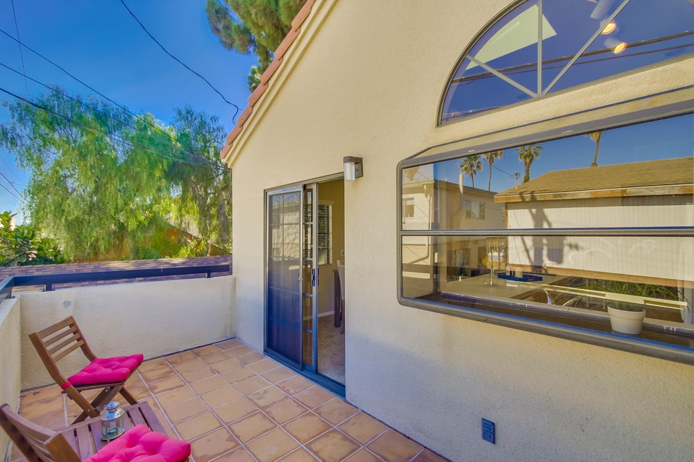 Virtual tour photo 20 of 41 for 1456 Thomas Avenue #4