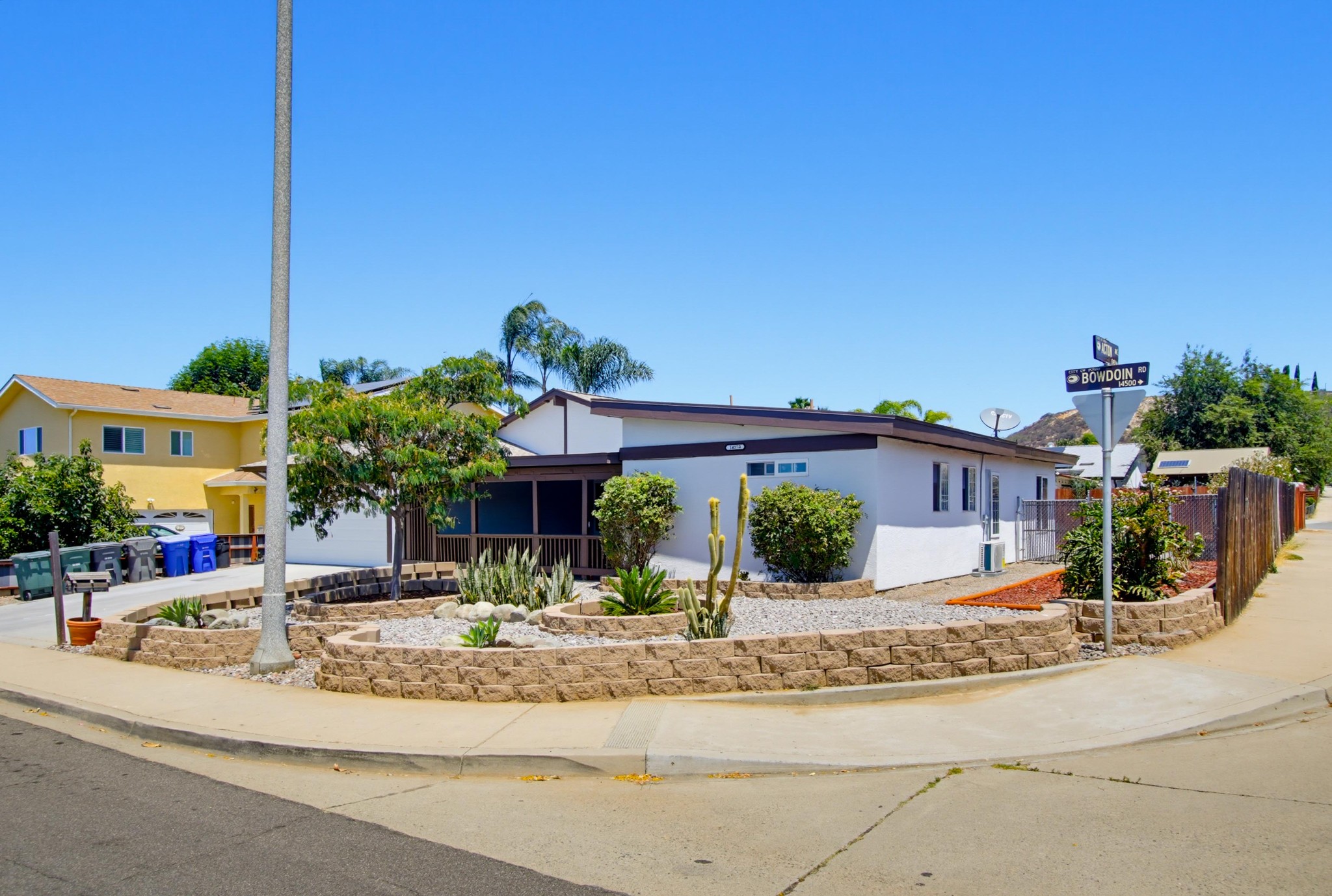 Virtual tour photo 5 of 61 for 14568 Bowdoin Rd