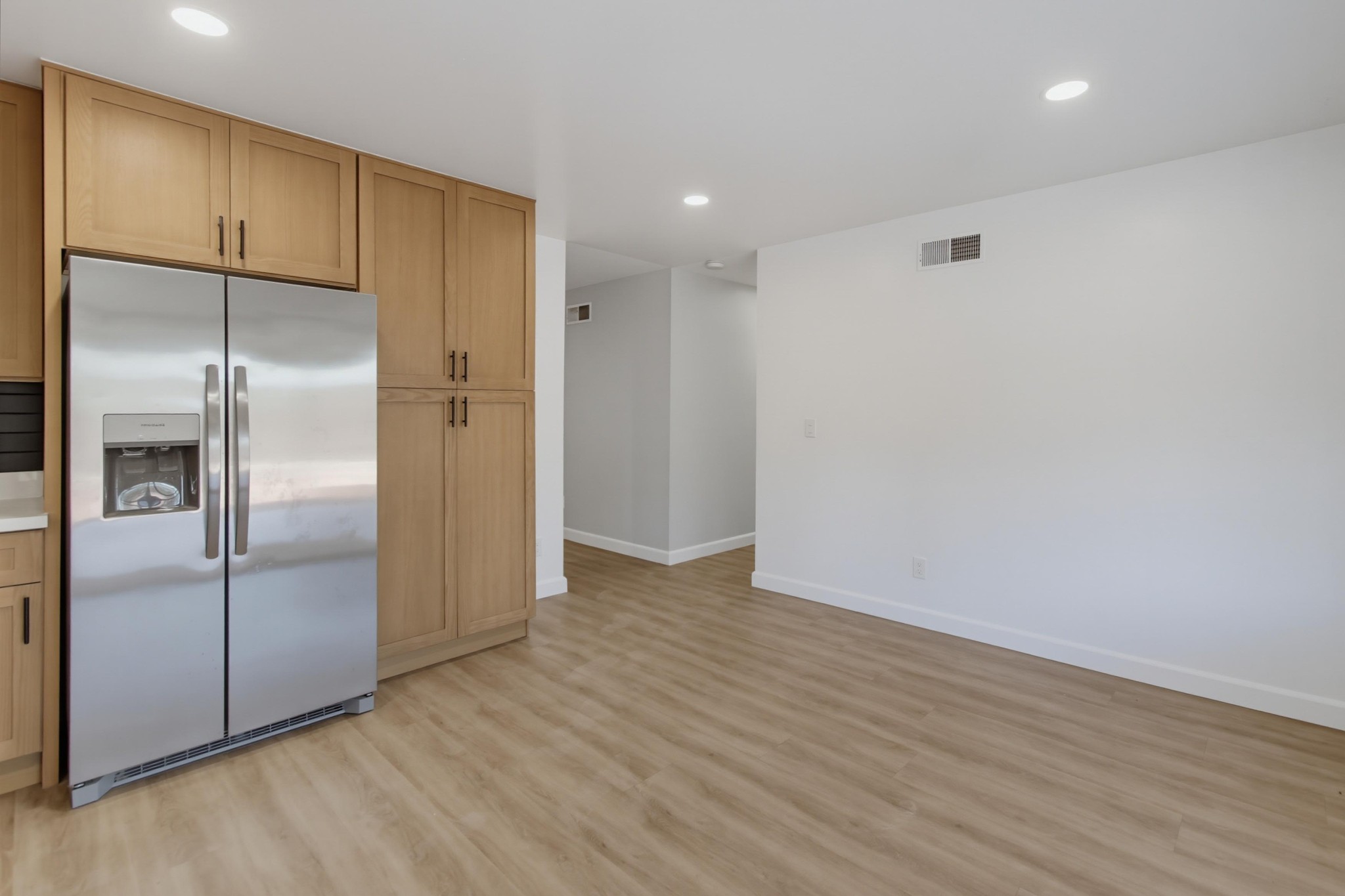 Virtual tour photo 14 of 61 for 14568 Bowdoin Rd