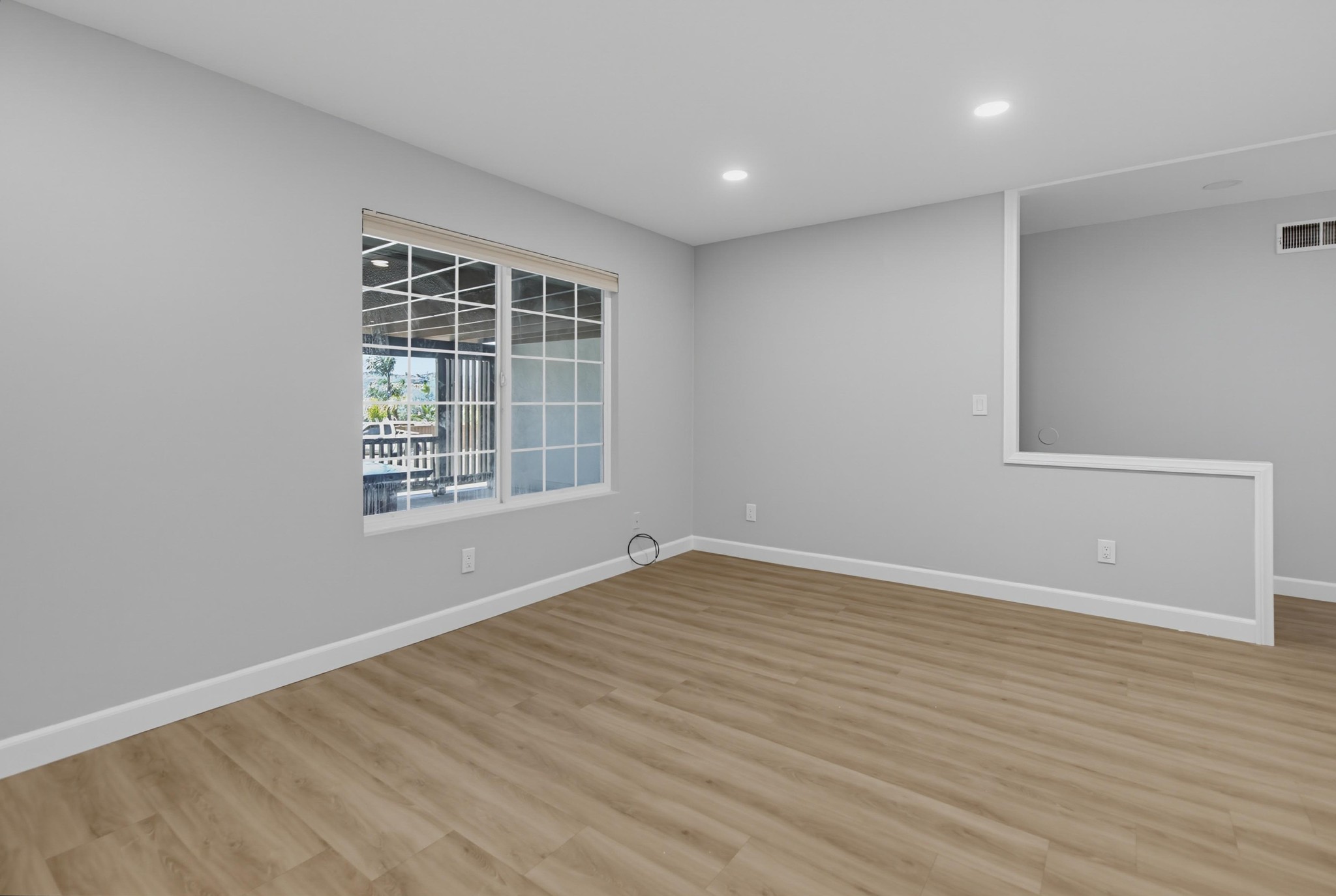 Virtual tour photo 19 of 61 for 14568 Bowdoin Rd