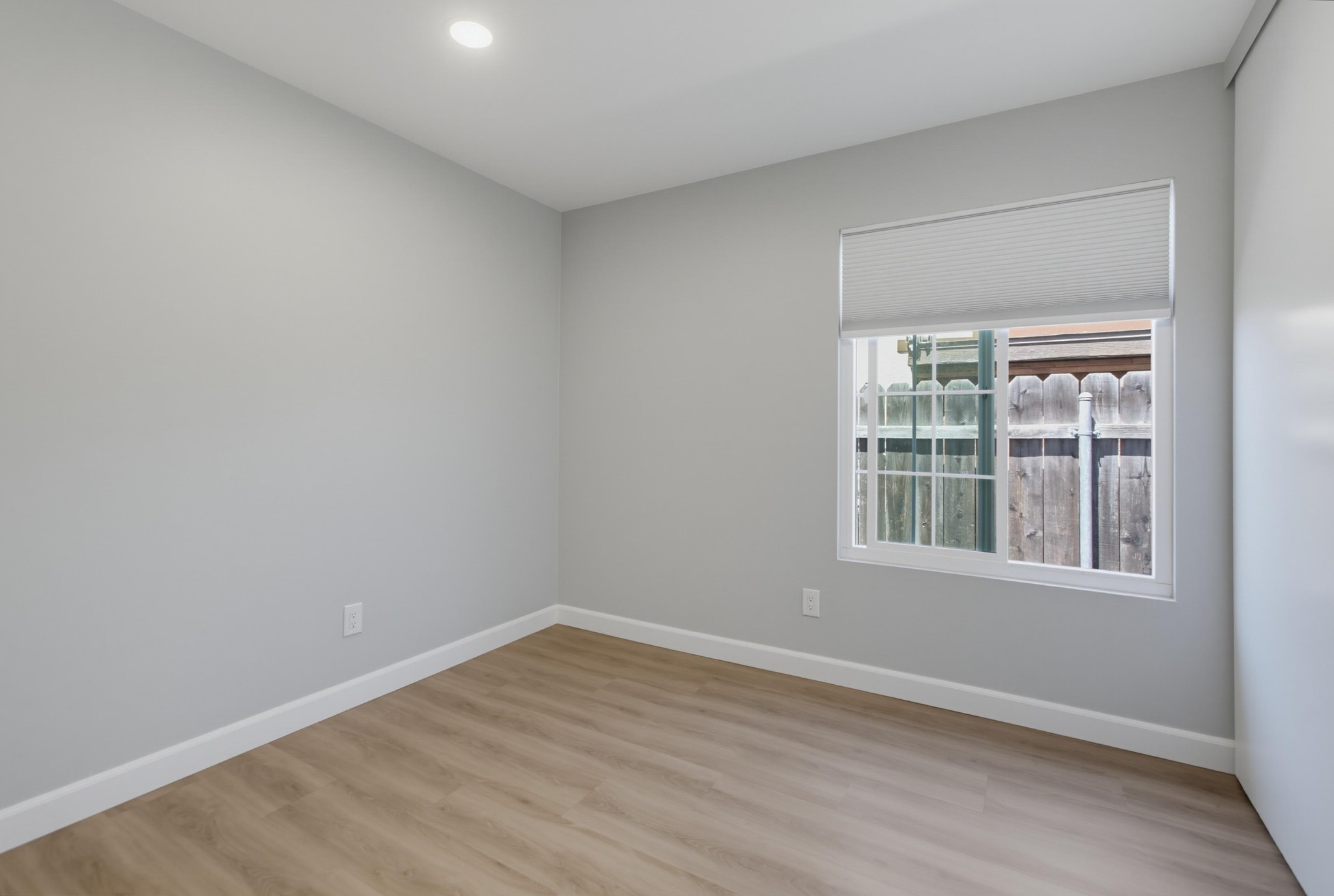 Virtual tour photo 22 of 61 for 14568 Bowdoin Rd