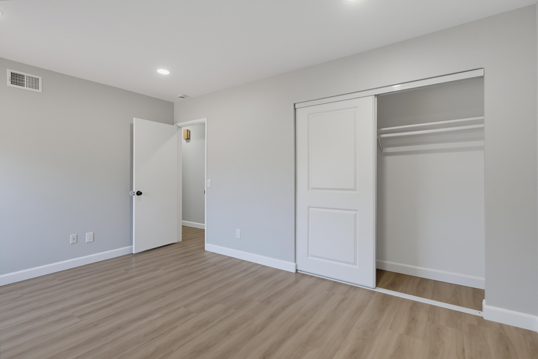 Virtual tour photo 27 of 61 for 14568 Bowdoin Rd