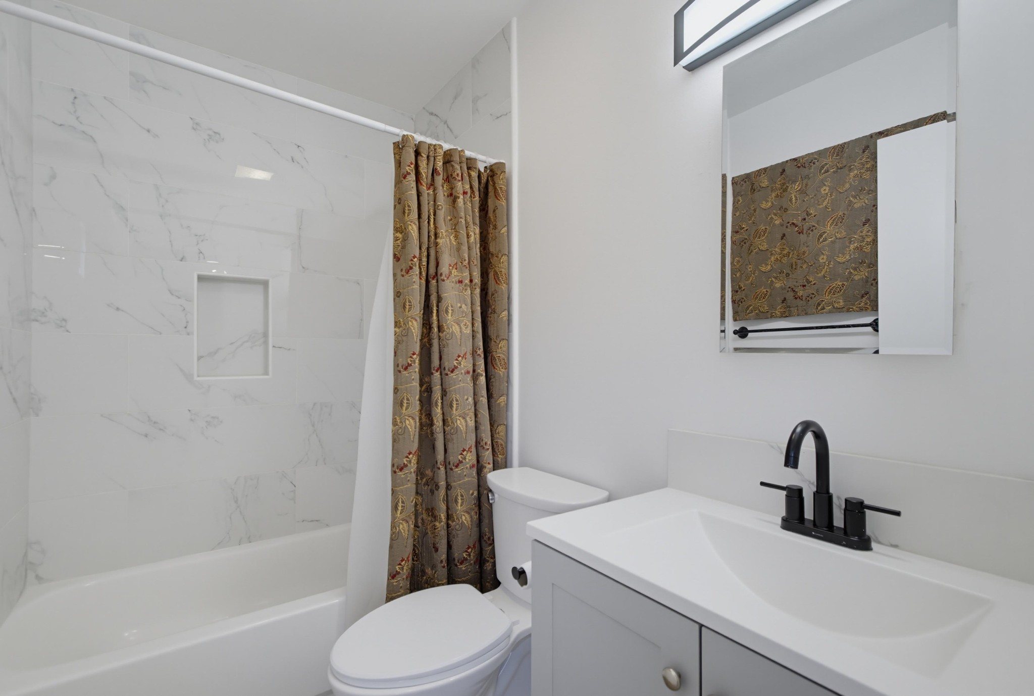 Virtual tour photo 30 of 61 for 14568 Bowdoin Rd