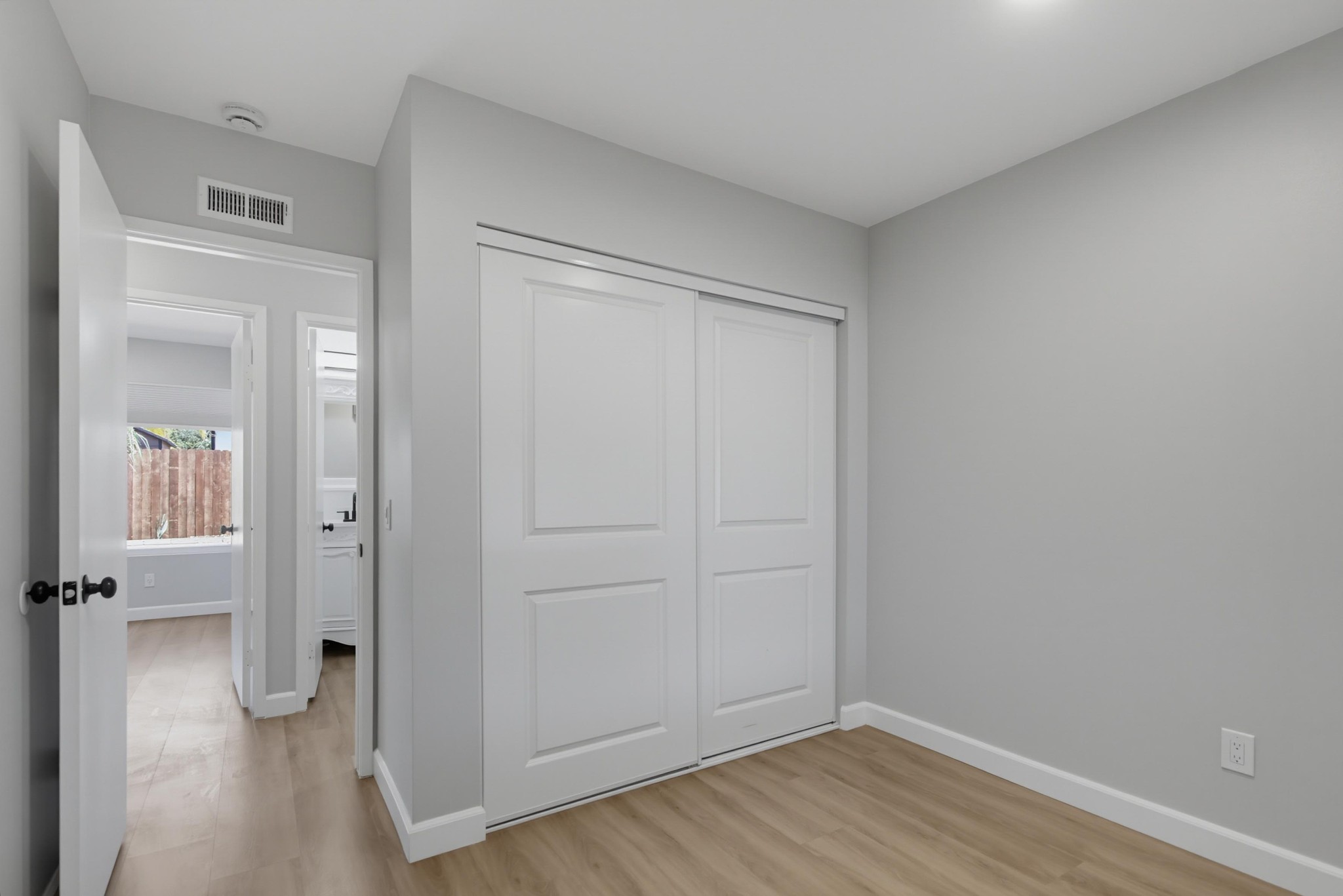 Virtual tour photo 32 of 61 for 14568 Bowdoin Rd