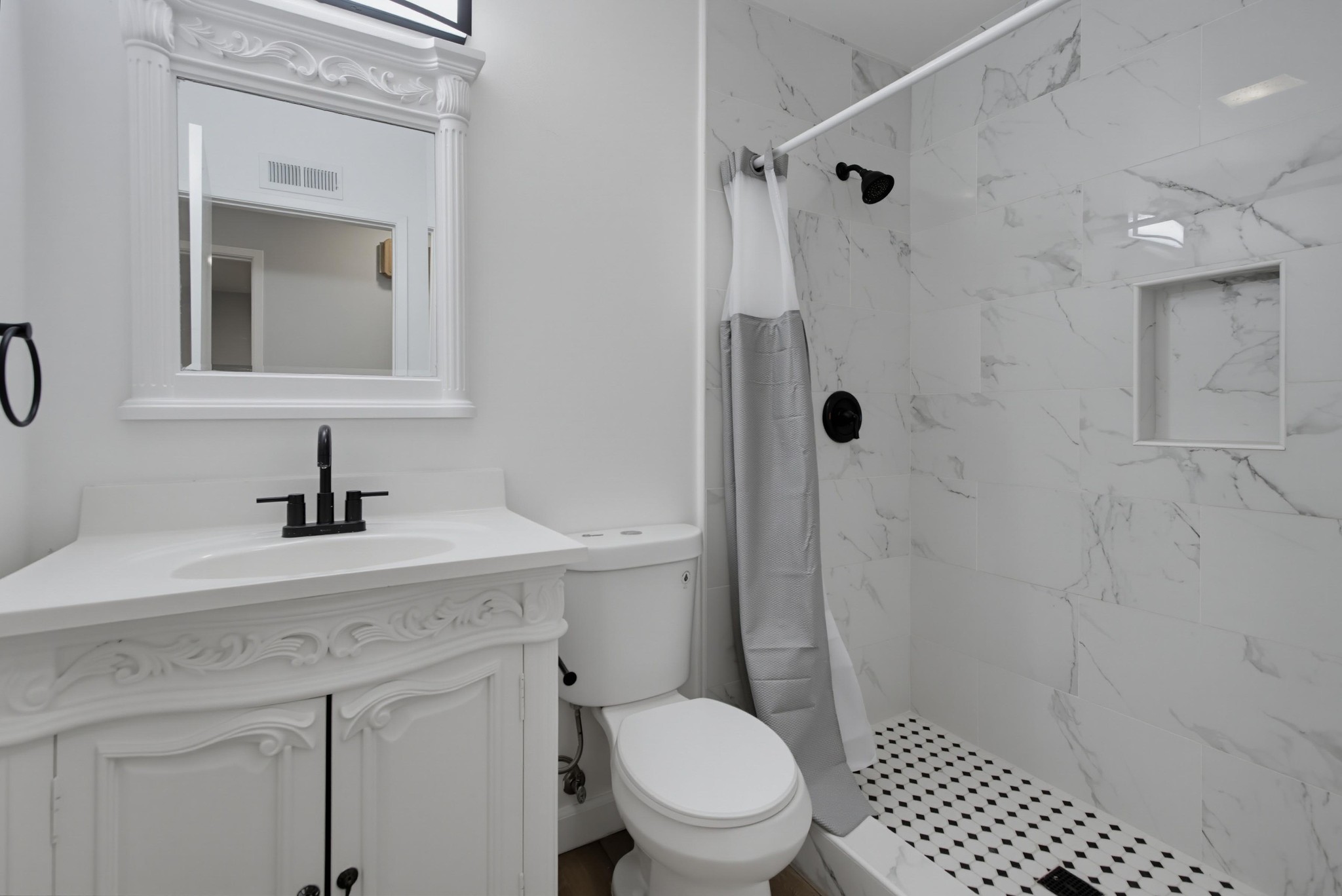 Virtual tour photo 35 of 61 for 14568 Bowdoin Rd