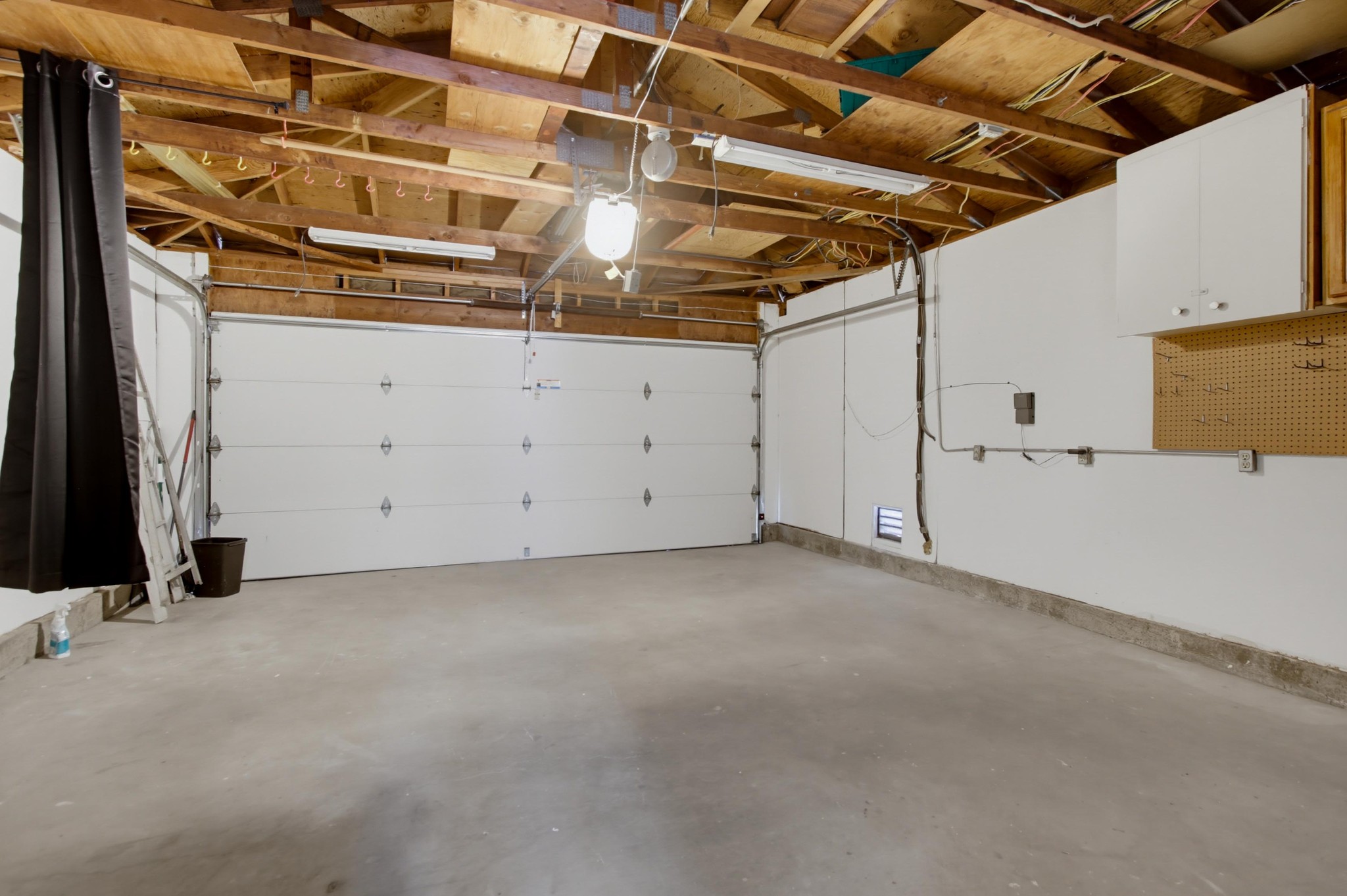 Virtual tour photo 38 of 61 for 14568 Bowdoin Rd