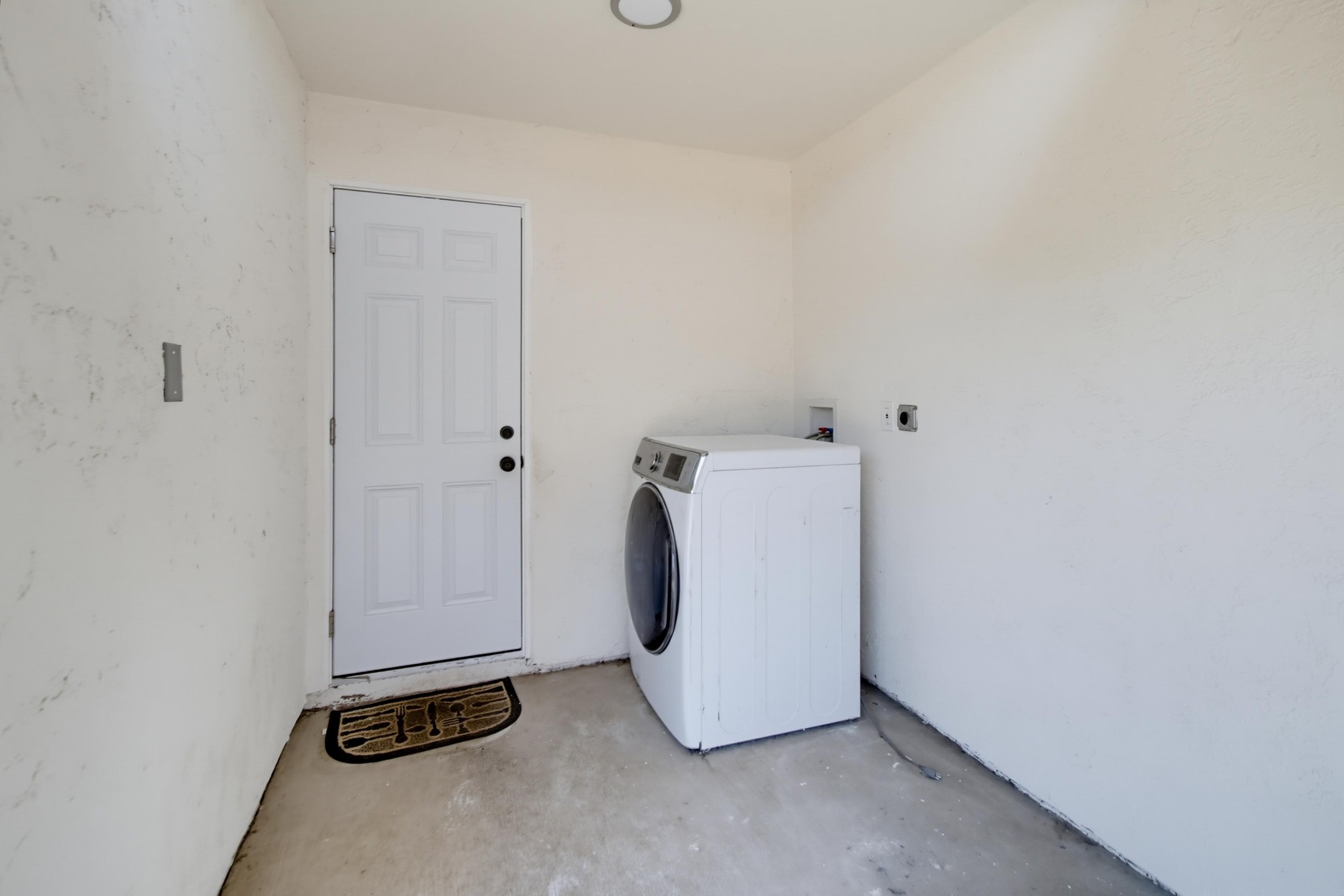Virtual tour photo 48 of 61 for 14568 Bowdoin Rd