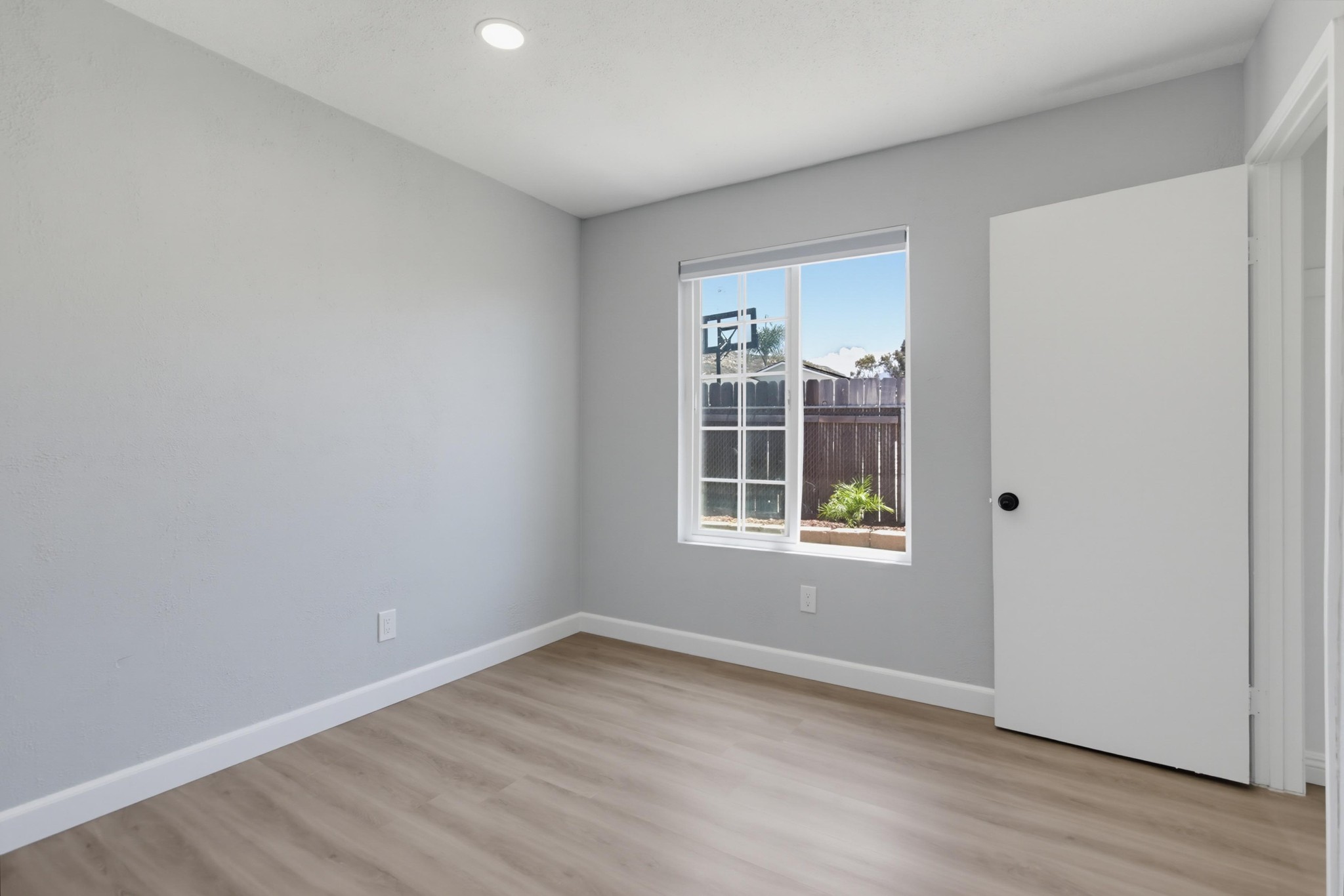 Virtual tour photo 56 of 61 for 14568 Bowdoin Rd