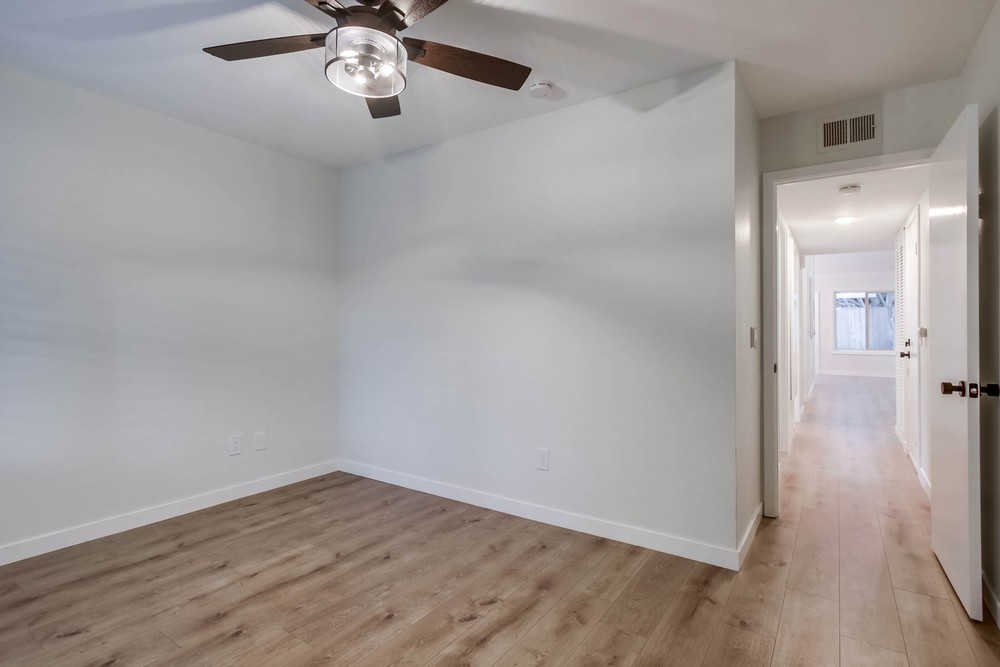 Virtual tour photo 38 of 55 for 1457 Bridgeview Dr