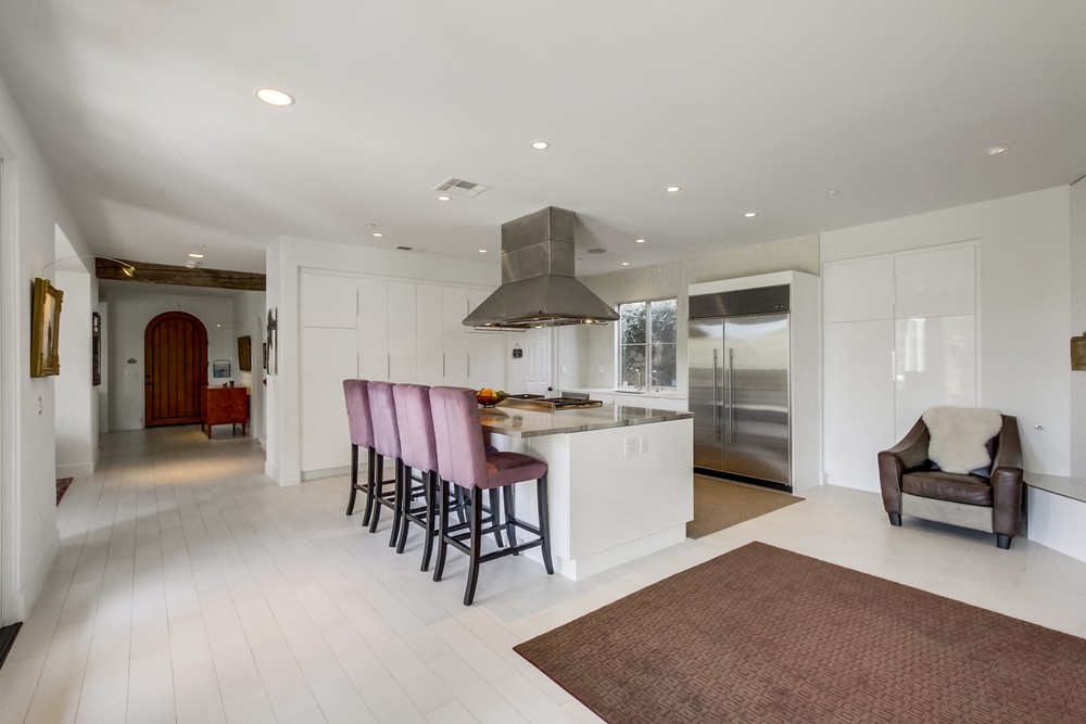 Virtual tour photo 10 of 51 for 14587 Luna Media