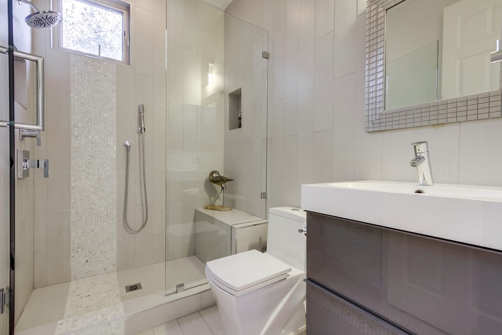 Virtual tour photo 19 of 51 for 14587 Luna Media