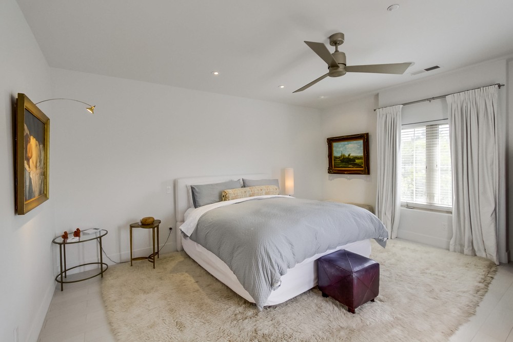 Virtual tour photo 22 of 51 for 14587 Luna Media