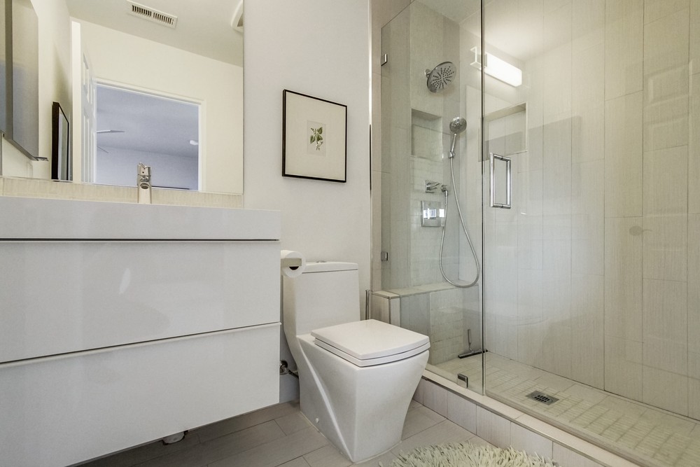 Virtual tour photo 39 of 51 for 14587 Luna Media