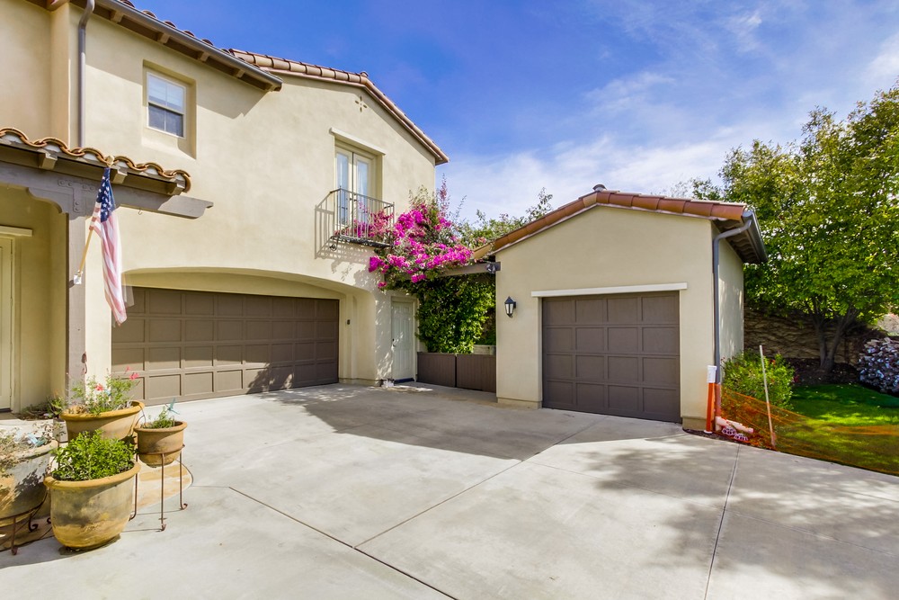 Virtual tour photo 43 of 51 for 14587 Luna Media