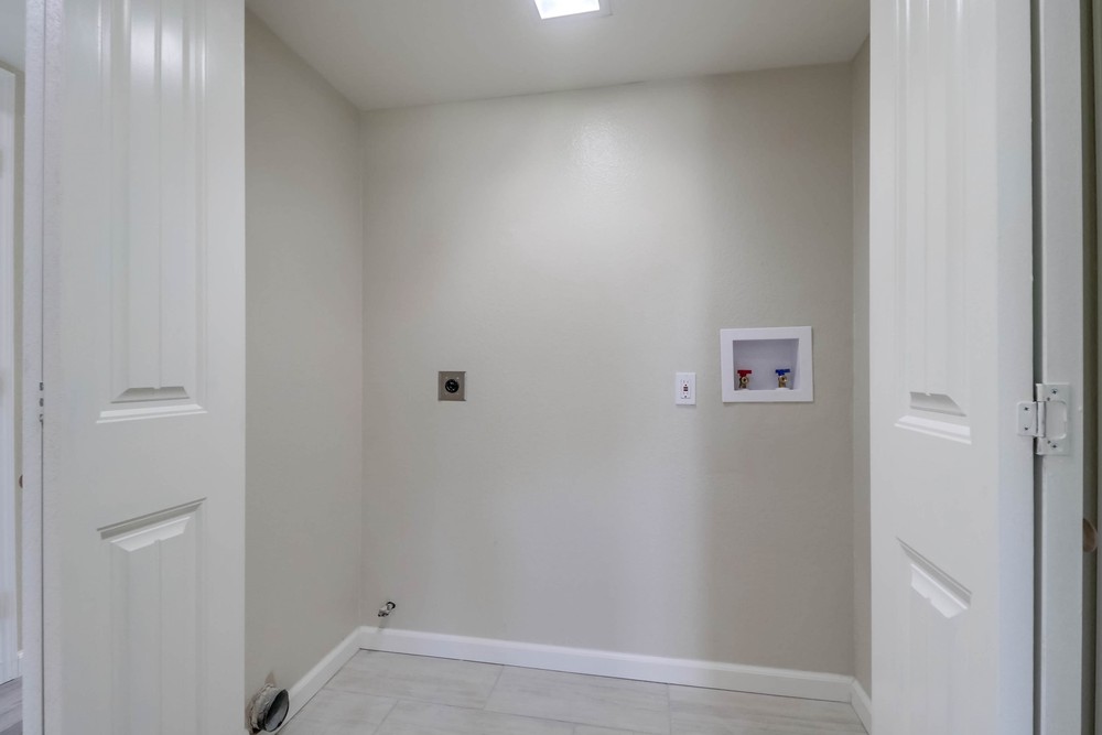 Virtual tour photo 24 of 46 for 1459 Manzana Way