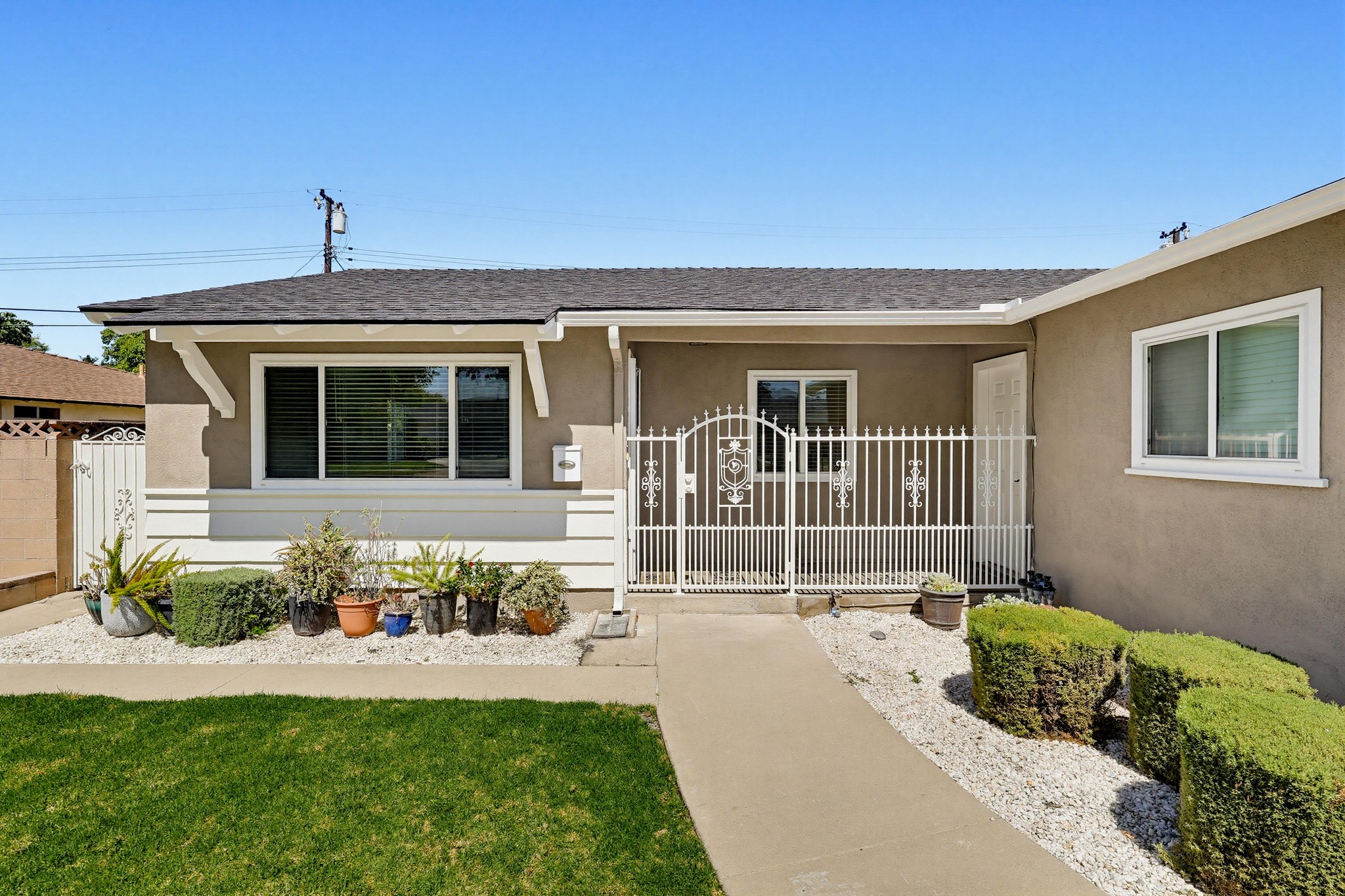 Virtual tour photo 7 of 71 for 14611 Ermita Ave