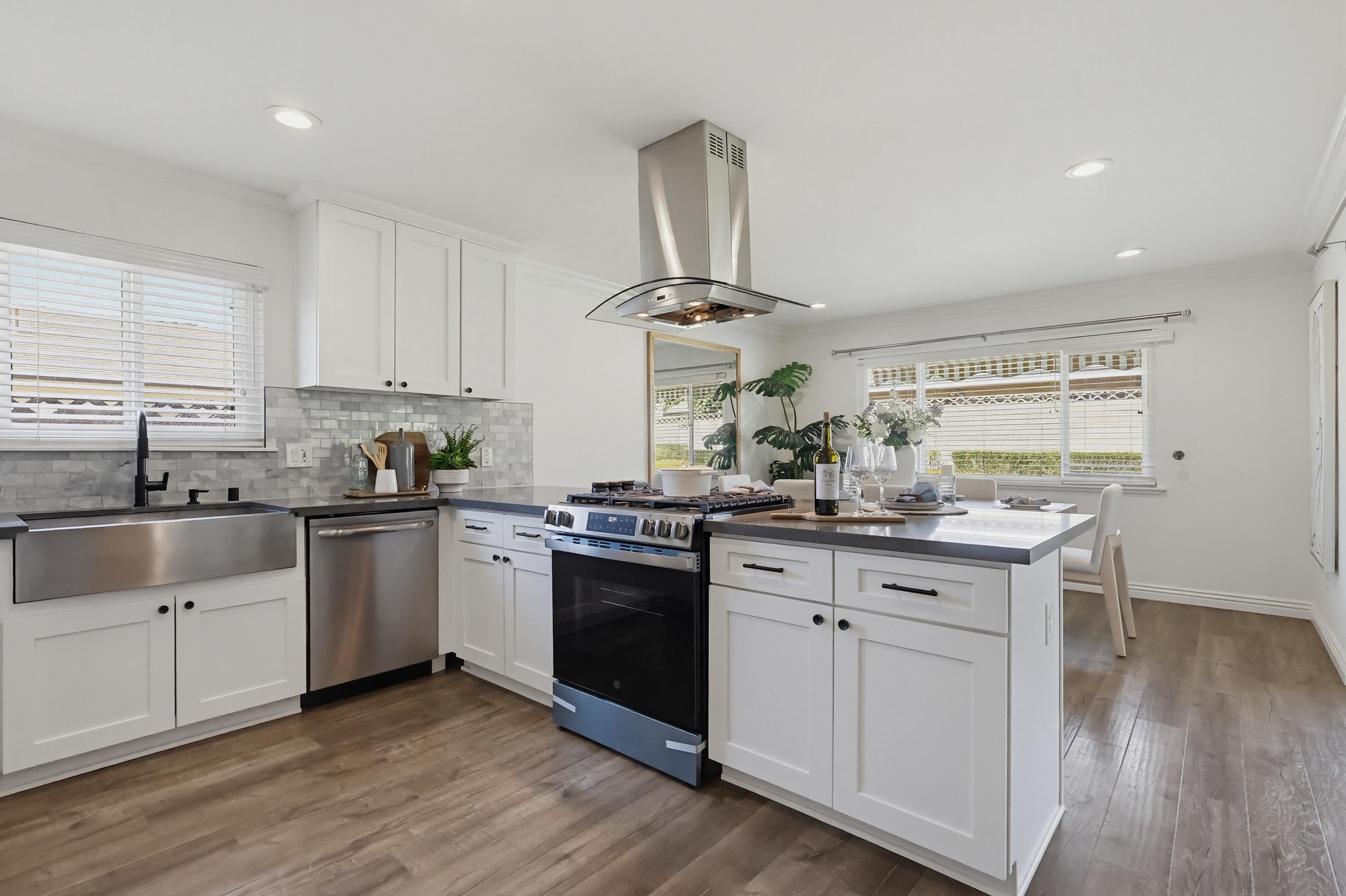 Virtual tour photo 17 of 71 for 14611 Ermita Ave