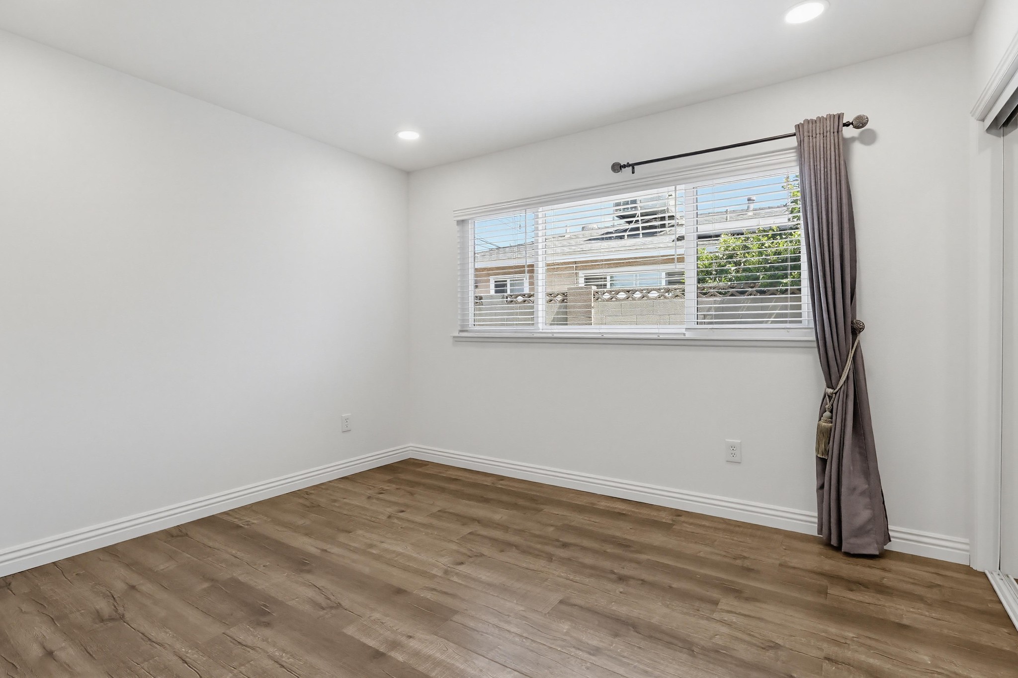 Virtual tour photo 46 of 71 for 14611 Ermita Ave