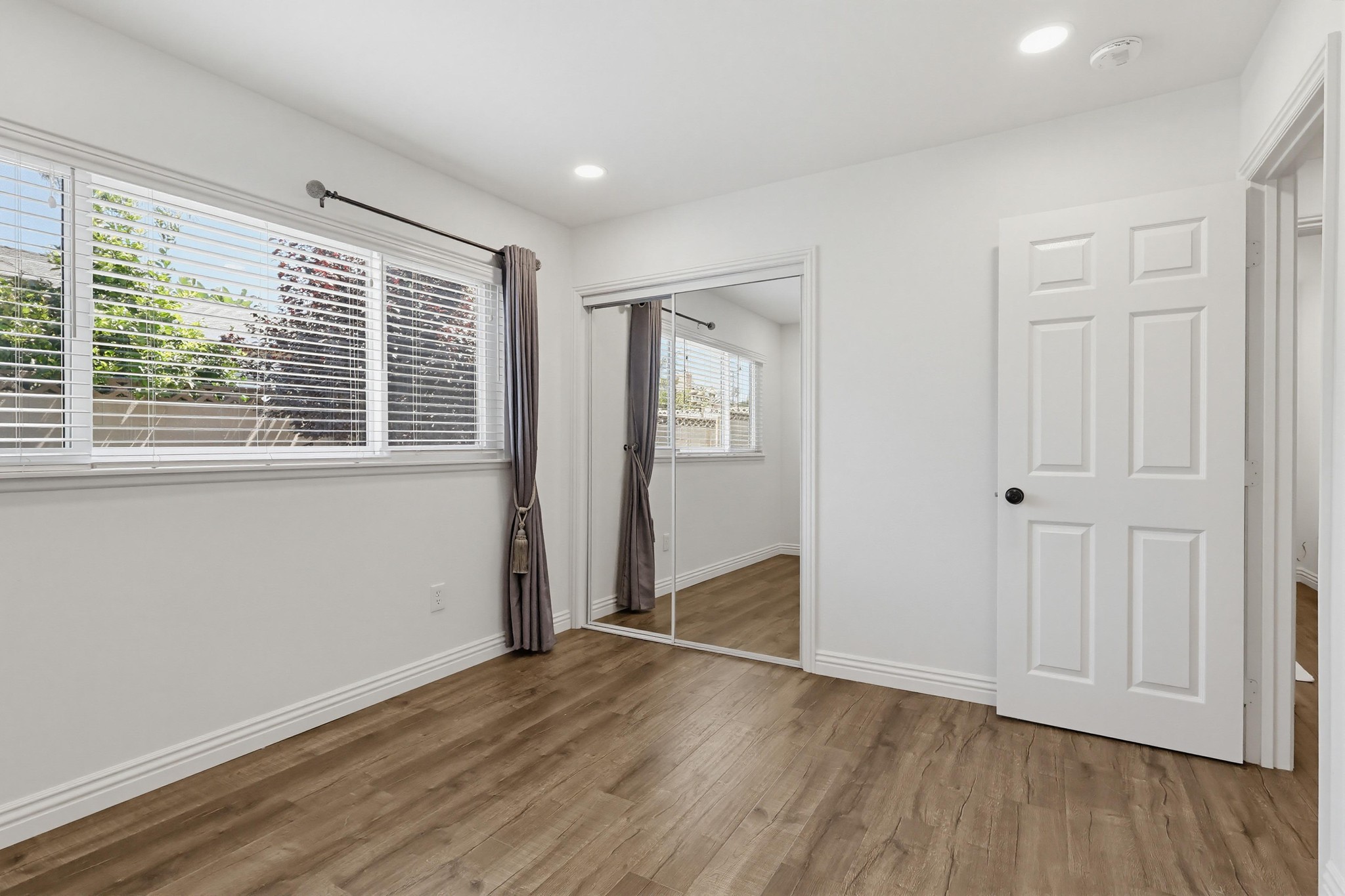Virtual tour photo 47 of 71 for 14611 Ermita Ave