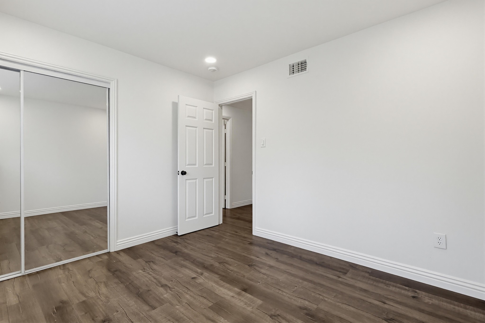 Virtual tour photo 48 of 71 for 14611 Ermita Ave